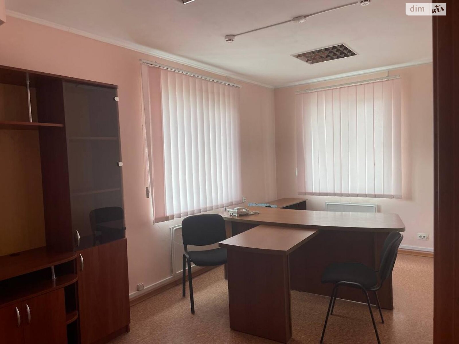 Аренда офисного помещения в Хмельницком, Симона Петлюры (Куприна) переулок, помещений -, этаж - 3 фото 1 Аренда офисного помещения в Хмельницком, Симона Петлюры (Куприна) переулок, помещений -, этаж - 3 фото 1