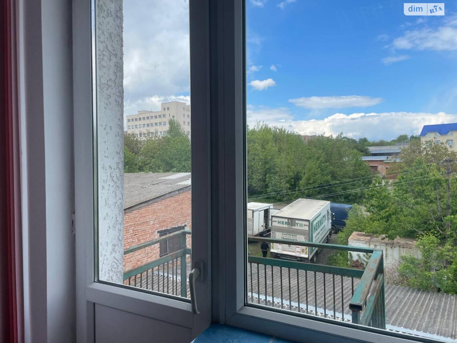 Аренда офисного помещения в Хмельницком, Симона Петлюры (Куприна) переулок, помещений -, этаж - 3 фото 1 Аренда офисного помещения в Хмельницком, Симона Петлюры (Куприна) переулок, помещений -, этаж - 3 фото 1