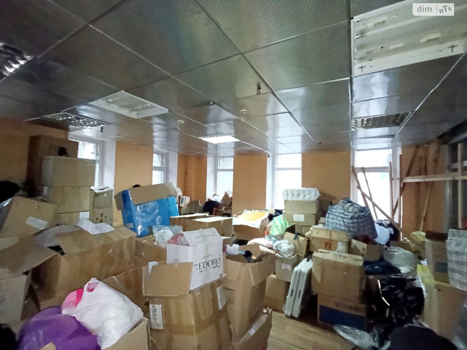 Оренда офісного приміщення в Хмельницькому, Героїв Майдану вулиця 10, приміщень - 1, поверх - 1 фото 1 Оренда офісного приміщення в Хмельницькому, Героїв Майдану вулиця 10, приміщень - 1, поверх - 1 фото 1