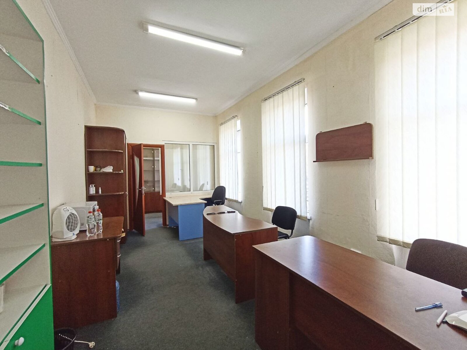 Аренда офисного помещения в Хмельницком, Героев Майдана улица 10, помещений - 3, этаж - 2 фото 1