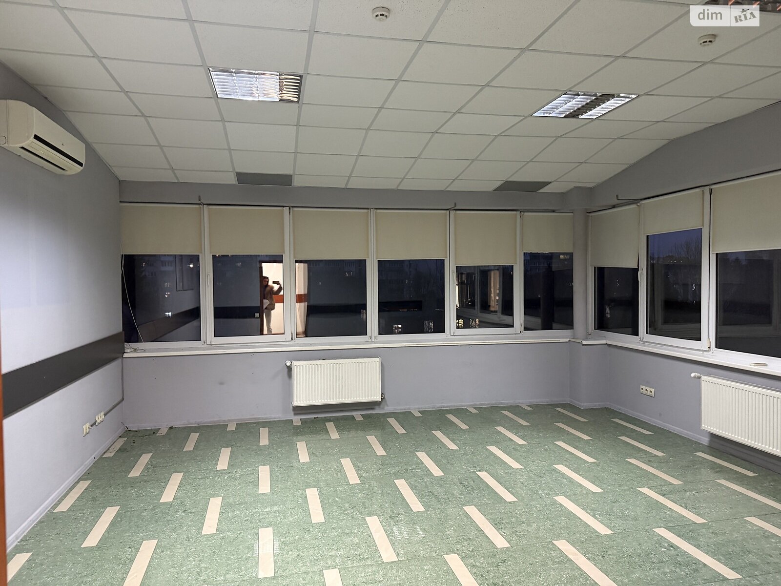 Оренда офісного приміщення в Хмельницькому, Грушевського Михайла провулок 45, приміщень - 1, поверх - 3 фото 1 Оренда офісного приміщення в Хмельницькому, Грушевського Михайла провулок 45, приміщень - 1, поверх - 3 фото 1