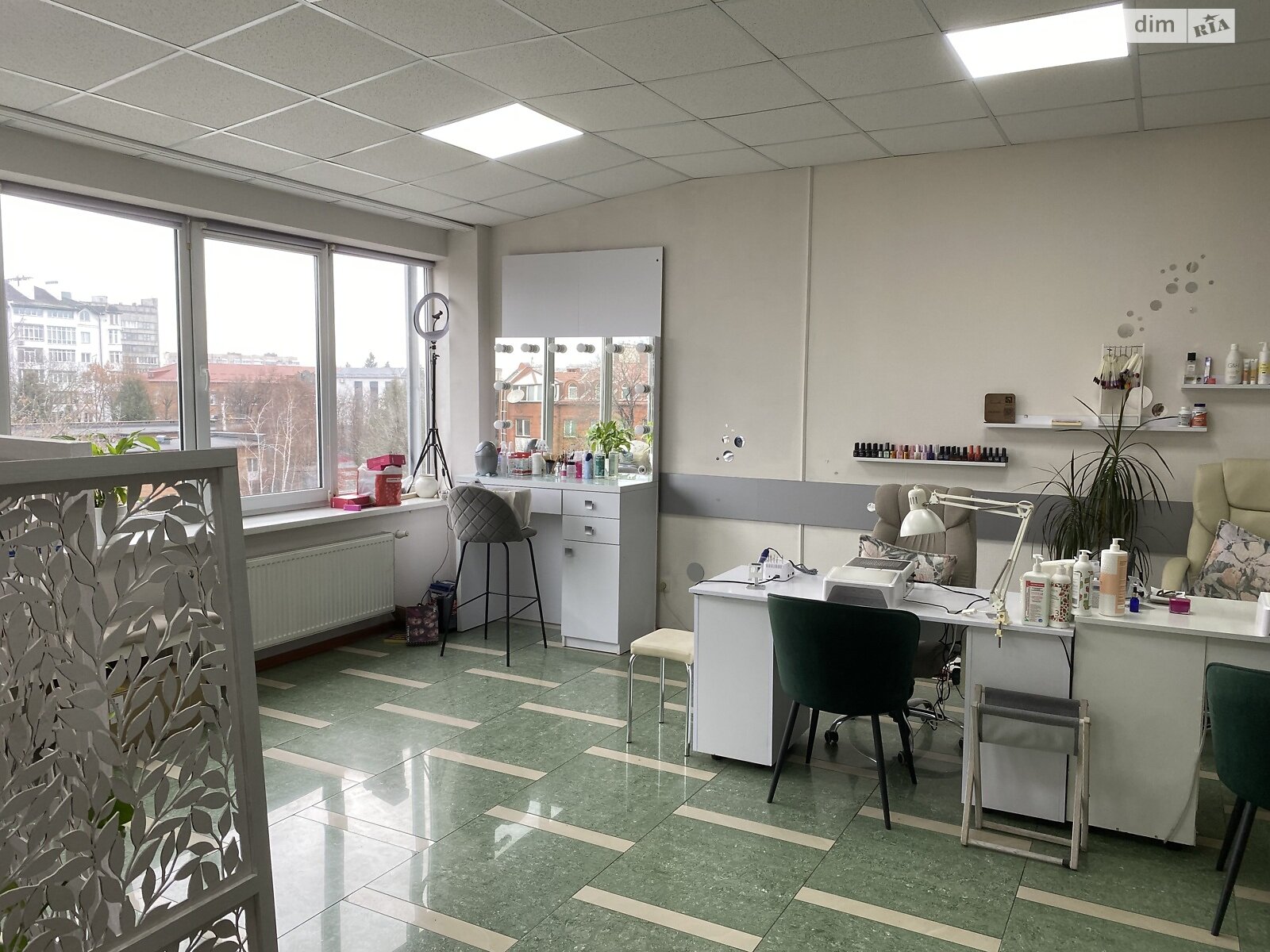 Оренда офісного приміщення в Хмельницькому, Грушевського Михайла вулиця 45, приміщень - 1, поверх - 3 фото 1