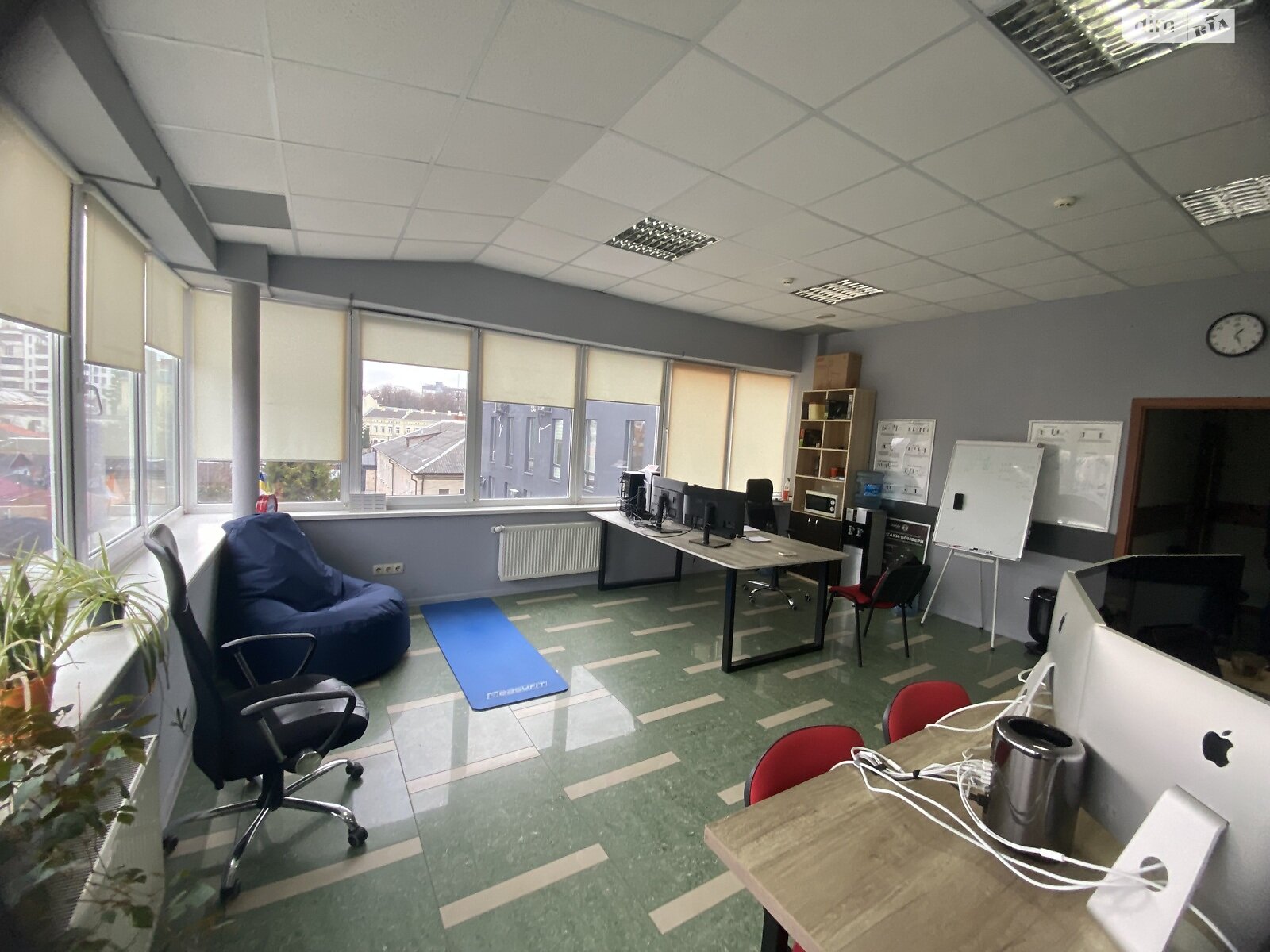 Аренда офисного помещения в Хмельницком, Грушевского Михаила улица 45, помещений - 1, этаж - 3 фото 1 Аренда офисного помещения в Хмельницком, Грушевского Михаила улица 45, помещений - 1, этаж - 3 фото 1