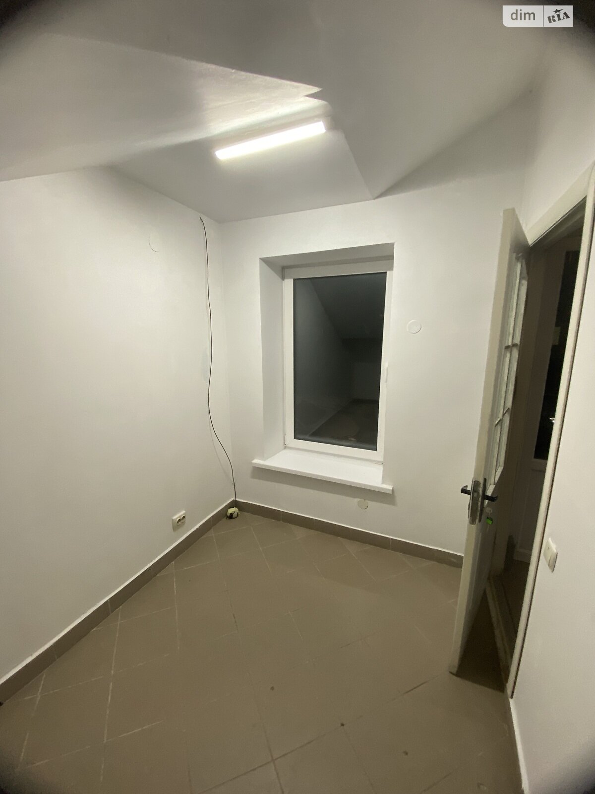 Оренда офісного приміщення в Хмельницькому, Грушевського Михайла вулиця 51, приміщень - 1, поверх - 1 фото 1