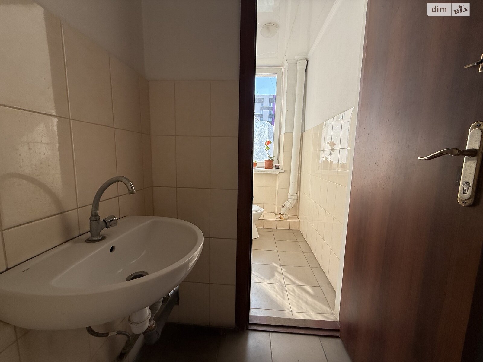 Оренда офісного приміщення в Хмельницькому, Кам’янецька вулиця 2, приміщень - 1, поверх - 2 фото 1 Оренда офісного приміщення в Хмельницькому, Кам’янецька вулиця 2, приміщень - 1, поверх - 2 фото 1