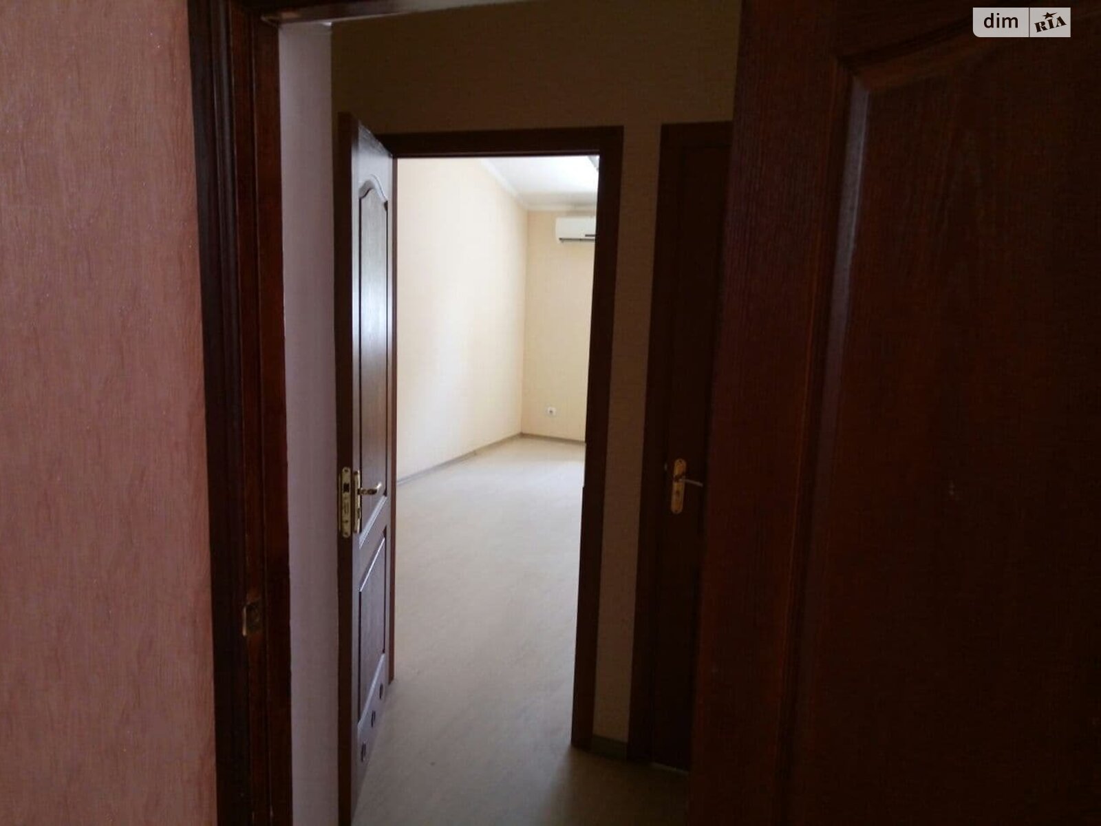 Аренда офисного помещения в Хмельницком, Пилипчука Владимира улица, помещений -, этаж - 2 фото 1