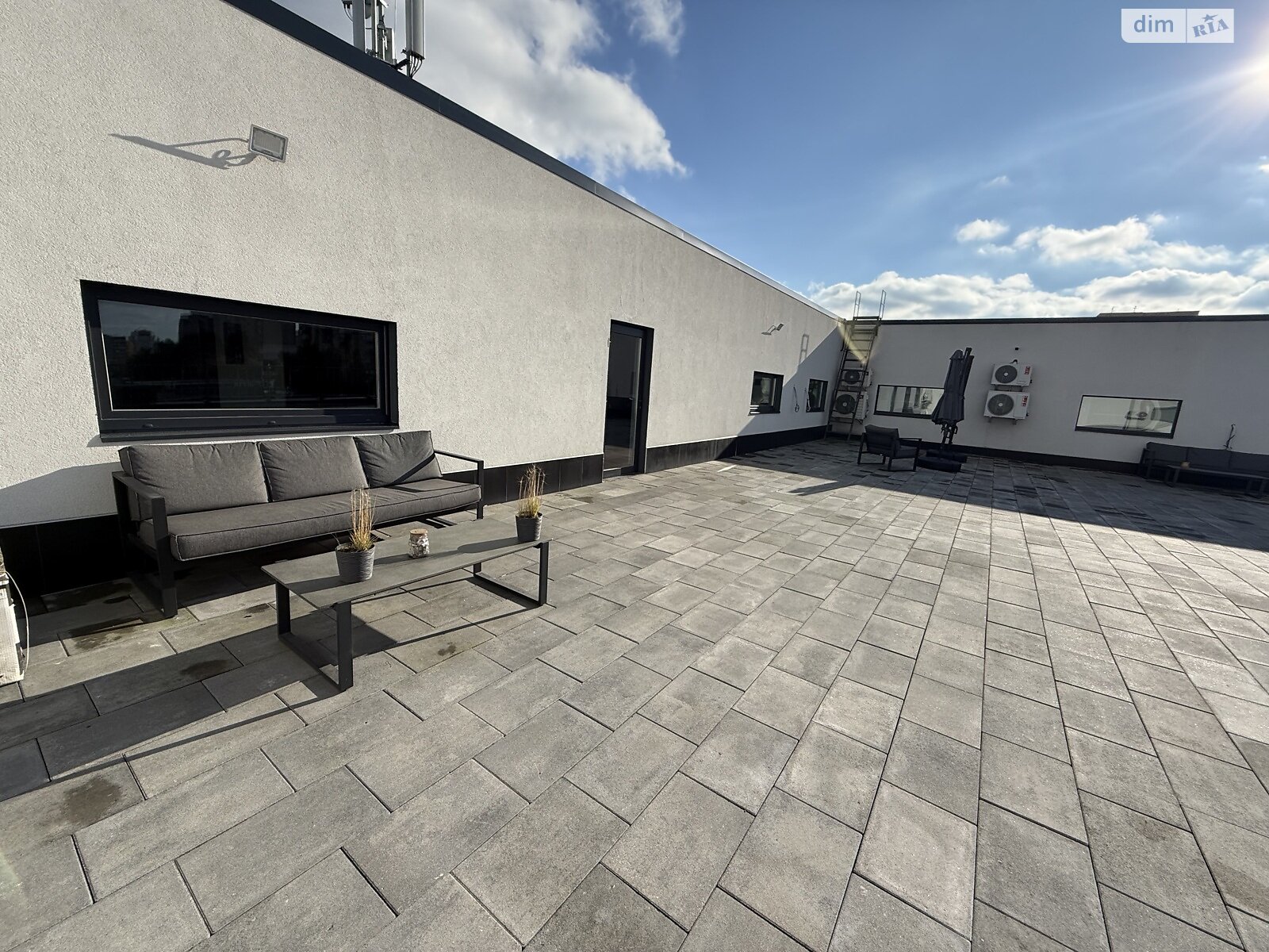 Аренда офисного помещения в Хмельницком, Прибугская улица 13, помещений - 20, этаж - 3 фото 1 Аренда офисного помещения в Хмельницком, Прибугская улица 13, помещений - 20, этаж - 3 фото 1