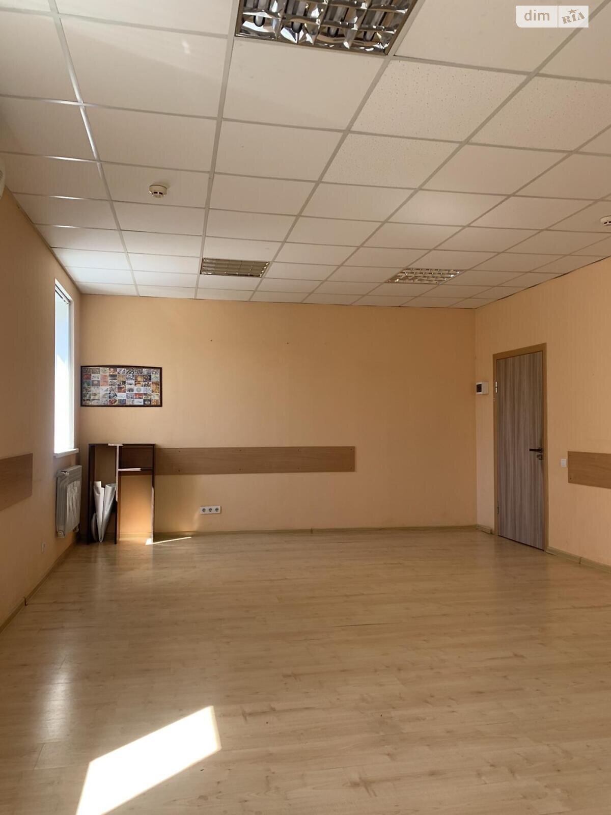 Оренда офісного приміщення в Хмельницькому, Проскурівська вулиця, приміщень - 1, поверх - 3 фото 1