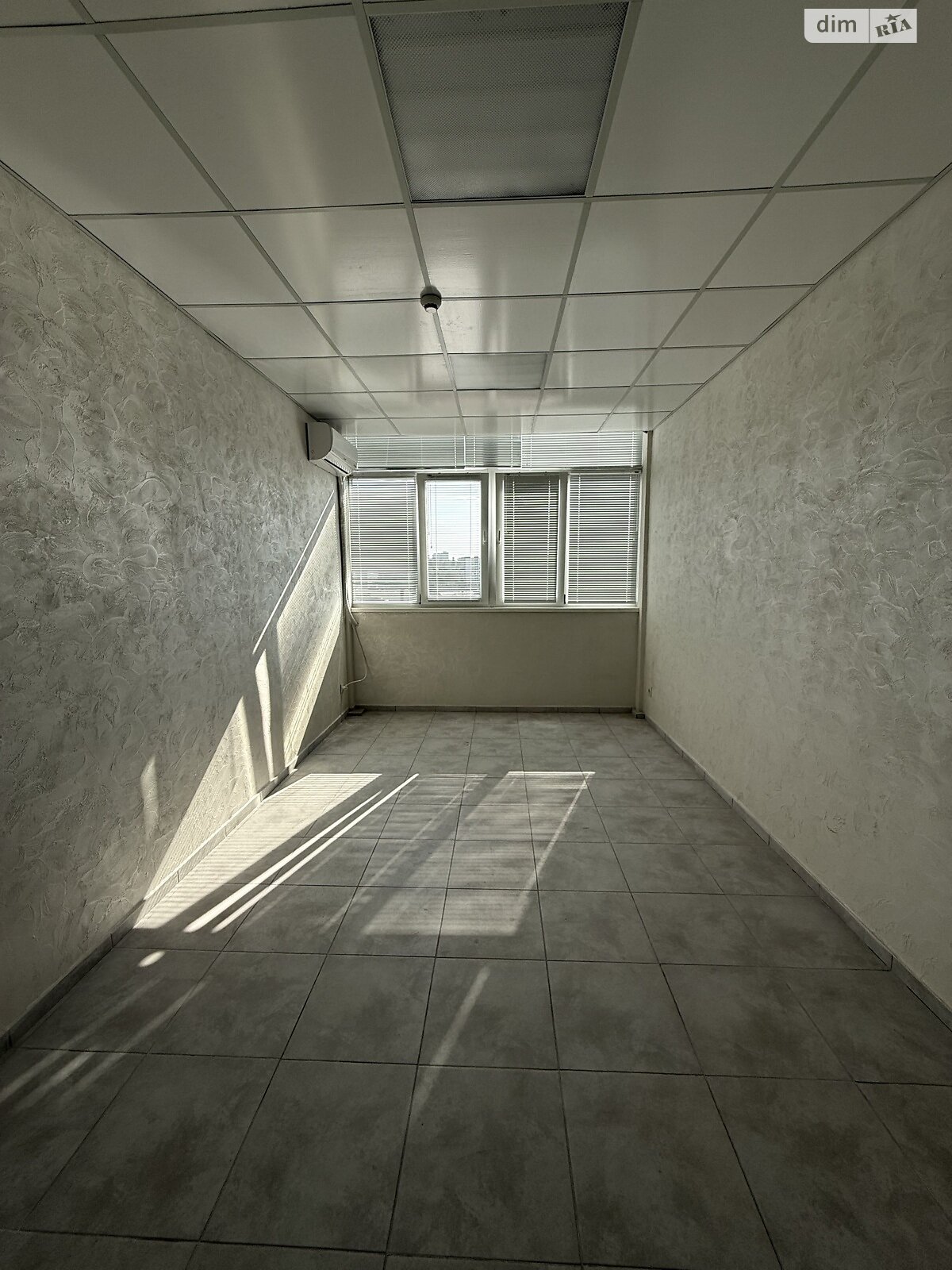 Аренда офисного помещения в Хмельницком, Проскуровская улица 74А, помещений - 1, этаж - 7 фото 1 Аренда офисного помещения в Хмельницком, Проскуровская улица 74А, помещений - 1, этаж - 7 фото 1