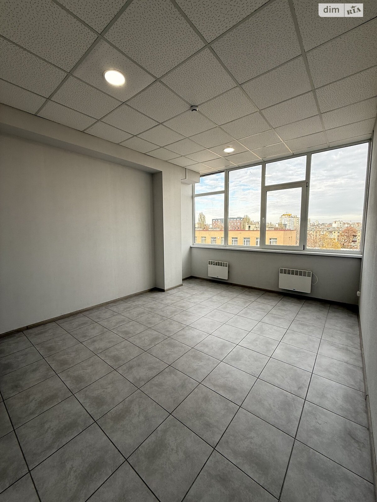 Аренда офисного помещения в Хмельницком, Проскуровская улица 74А, помещений - 1, этаж - 6 фото 1 Аренда офисного помещения в Хмельницком, Проскуровская улица 74А, помещений - 1, этаж - 6 фото 1