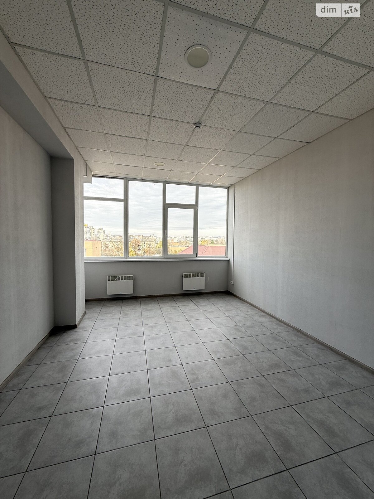 Аренда офисного помещения в Хмельницком, Проскуровская улица 74А, помещений - 1, этаж - 6 фото 1 Аренда офисного помещения в Хмельницком, Проскуровская улица 74А, помещений - 1, этаж - 6 фото 1