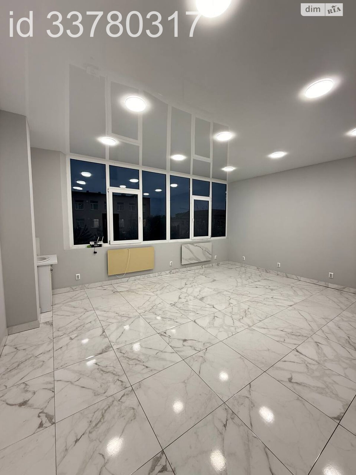 Аренда офисного помещения в Хмельницком, Проскуровская улица 74А, помещений - 1, этаж - 4 фото 1