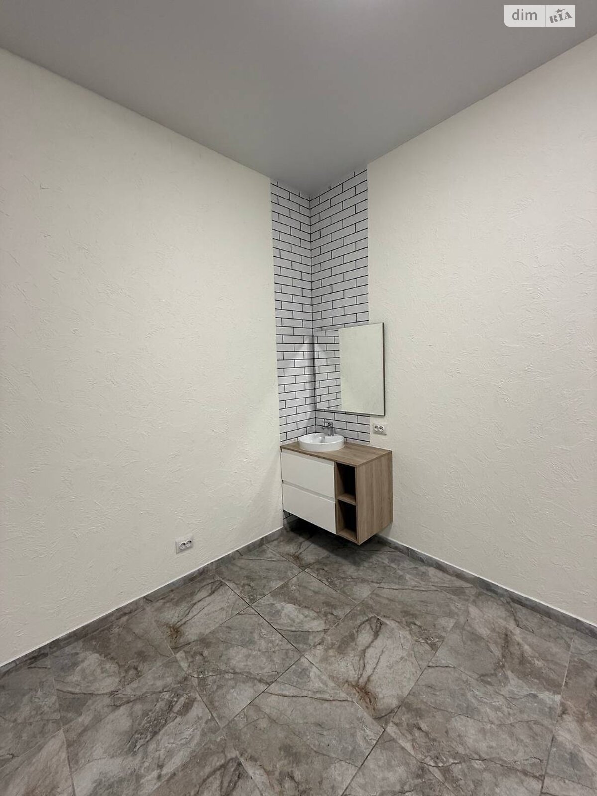 Оренда офісного приміщення в Хмельницькому, Проскурівська вулиця 74А, приміщень - 1, поверх - 3 фото 1