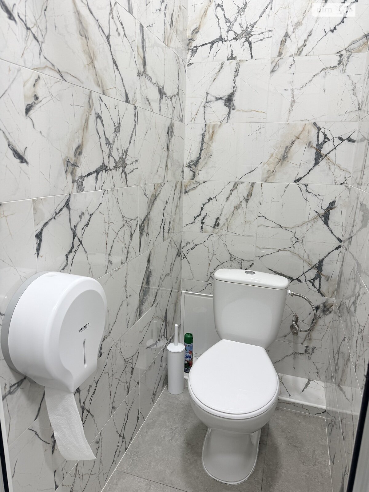 Аренда офисного помещения в Хмельницком, Проскуровская улица 13, помещений - 1, этаж - 3 фото 1 Аренда офисного помещения в Хмельницком, Проскуровская улица 13, помещений - 1, этаж - 3 фото 1