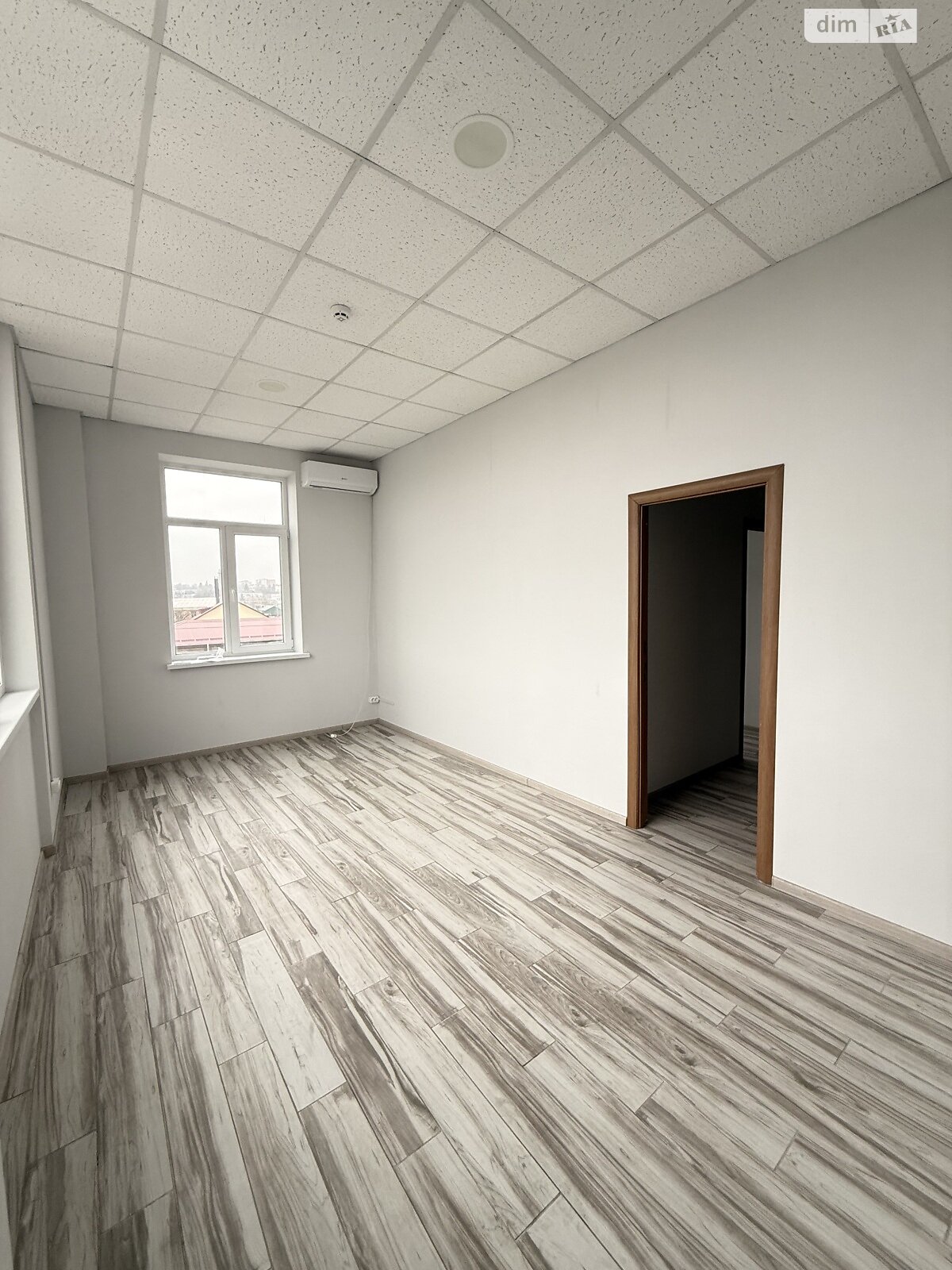 Аренда офисного помещения в Хмельницком, Проскуровская улица 74А, помещений - 2, этаж - 6 фото 1 Аренда офисного помещения в Хмельницком, Проскуровская улица 74А, помещений - 2, этаж - 6 фото 1