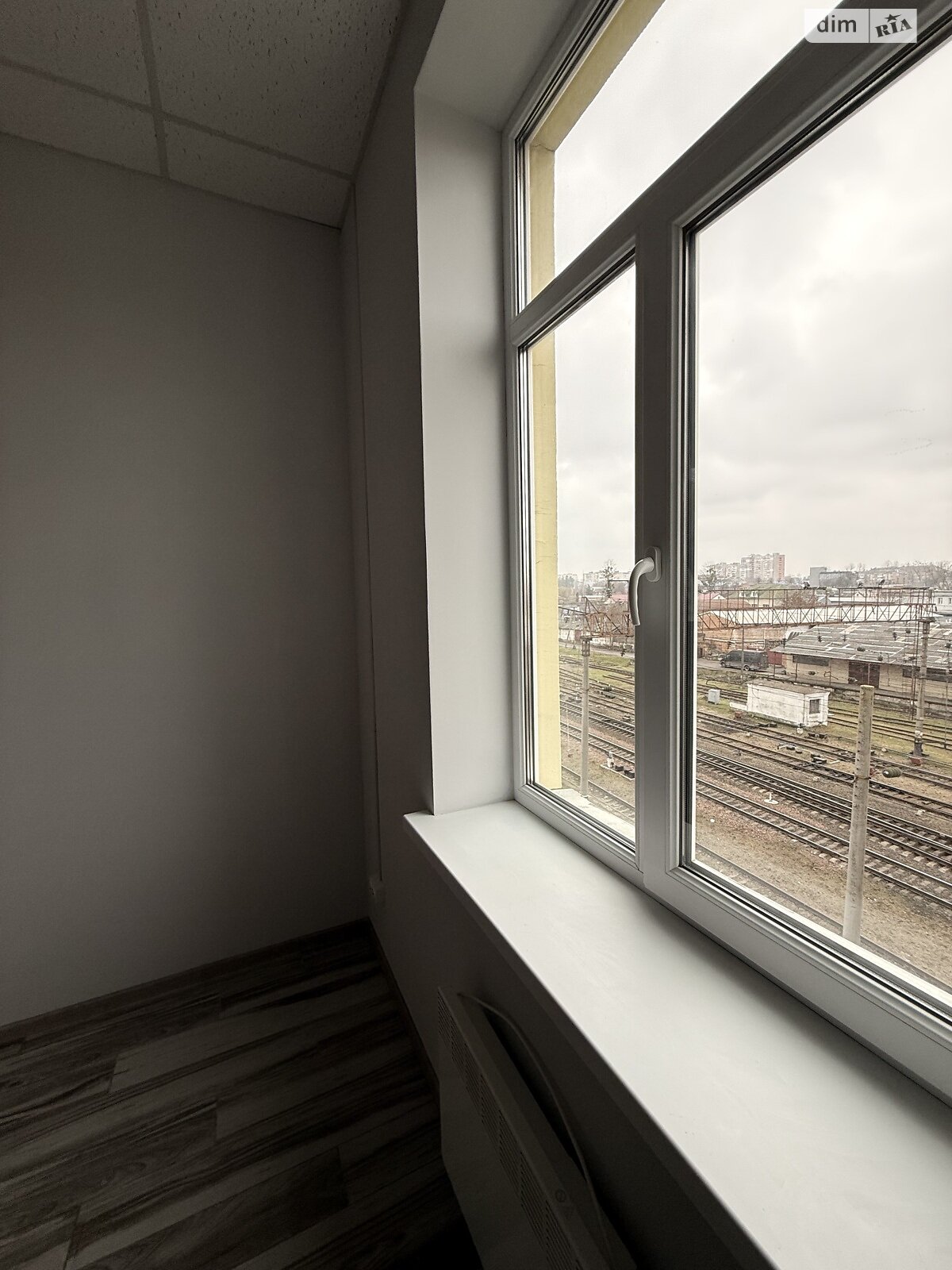 Аренда офисного помещения в Хмельницком, Проскуровская улица 74А, помещений - 2, этаж - 6 фото 1 Аренда офисного помещения в Хмельницком, Проскуровская улица 74А, помещений - 2, этаж - 6 фото 1