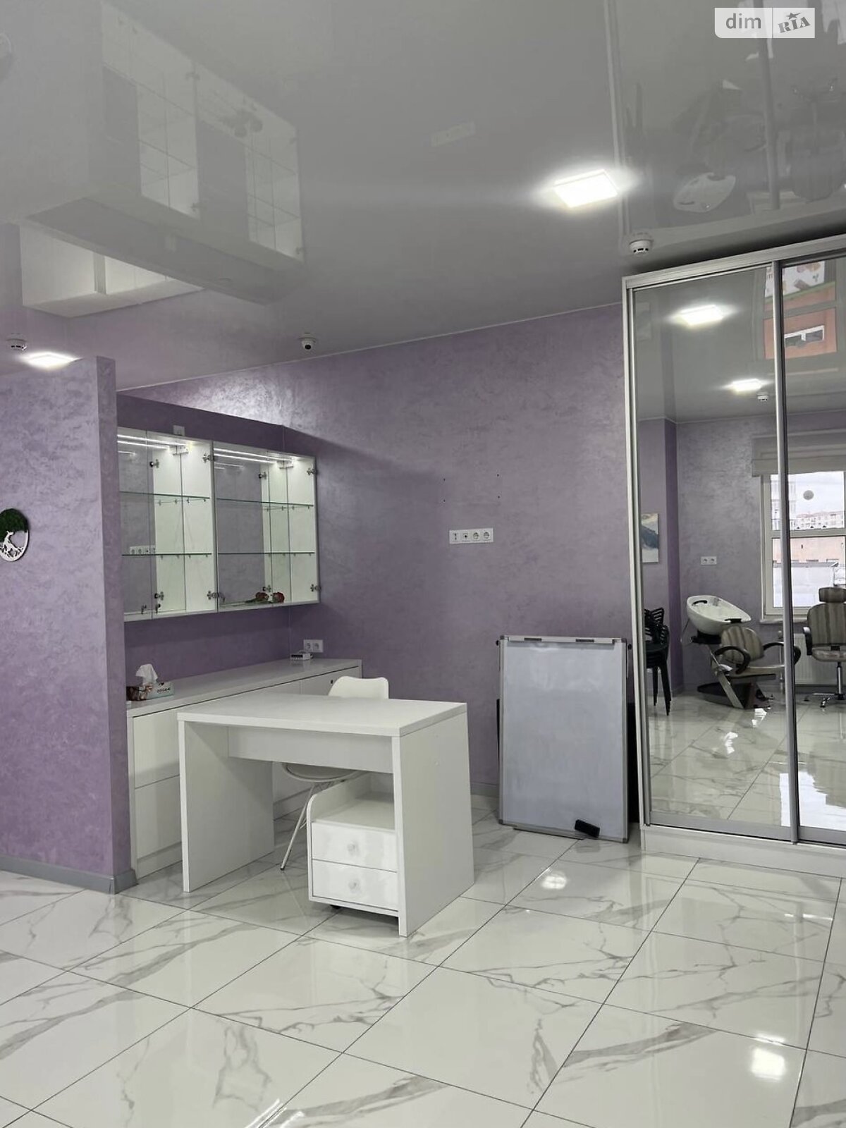 Аренда офисного помещения в Хмельницком, Проскуровская улица, помещений - 1, этаж - 4 фото 1 Аренда офисного помещения в Хмельницком, Проскуровская улица, помещений - 1, этаж - 4 фото 1