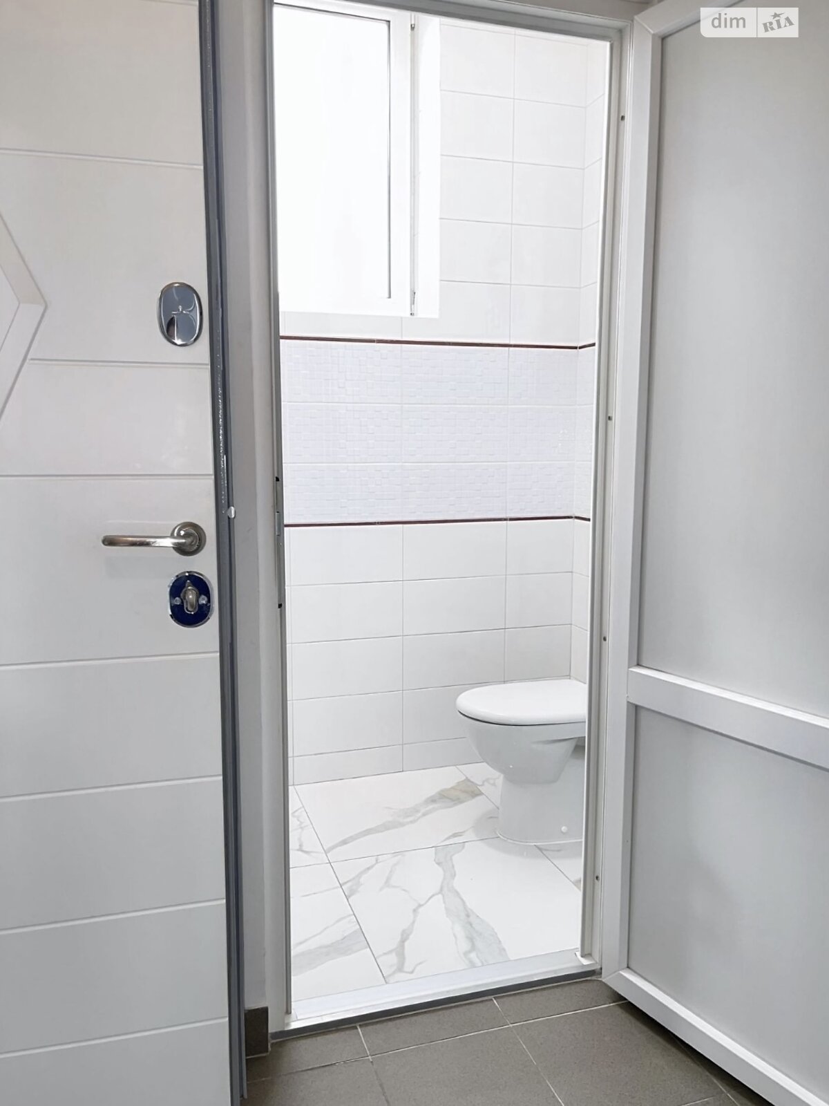 Аренда офисного помещения в Хмельницком, Проскуровская улица, помещений - 1, этаж - 4 фото 1 Аренда офисного помещения в Хмельницком, Проскуровская улица, помещений - 1, этаж - 4 фото 1