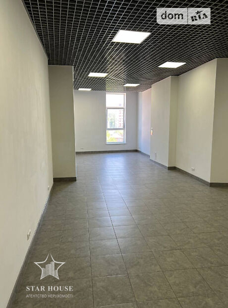 Аренда офисного помещения в Хмельницком, Степана Бандеры улица, помещений - 1, этаж - 3 фото 1 Аренда офисного помещения в Хмельницком, Степана Бандеры улица, помещений - 1, этаж - 3 фото 1