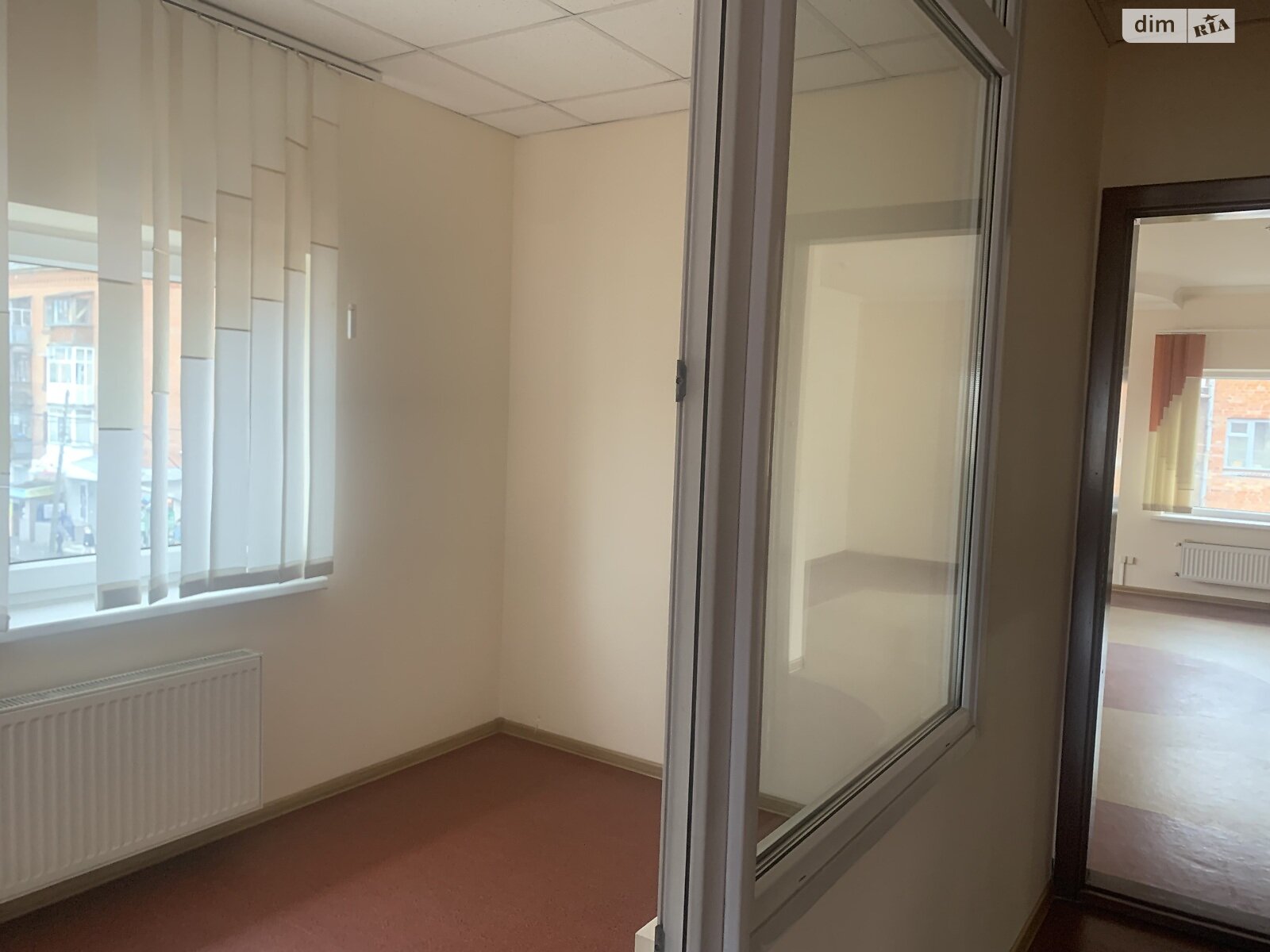 Аренда офисного помещения в Хмельницком, Вайсера улица 13/2, помещений - 3, этаж - 3 фото 1