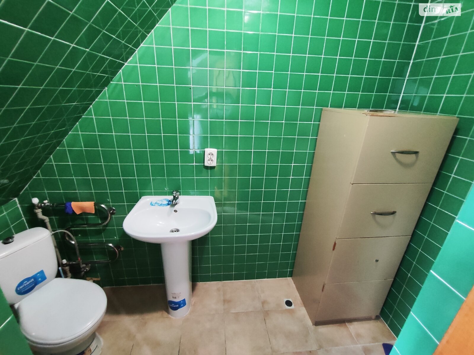 Аренда офисного помещения в Хмельницком, Заводская улица, помещений - 1, этаж - 3 фото 1 Аренда офисного помещения в Хмельницком, Заводская улица, помещений - 1, этаж - 3 фото 1