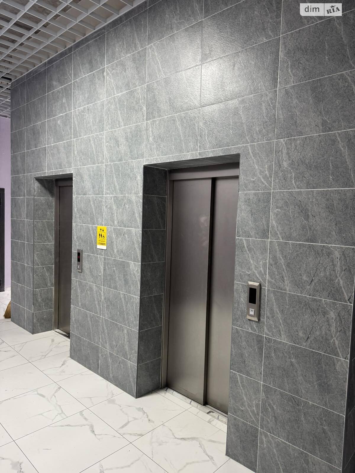 Оренда офісного приміщення в Хмельницькому, Старокостянтинівське шосе 3Г, приміщень - 1, поверх - 8 фото 1 Оренда офісного приміщення в Хмельницькому, Старокостянтинівське шосе 3Г, приміщень - 1, поверх - 8 фото 1