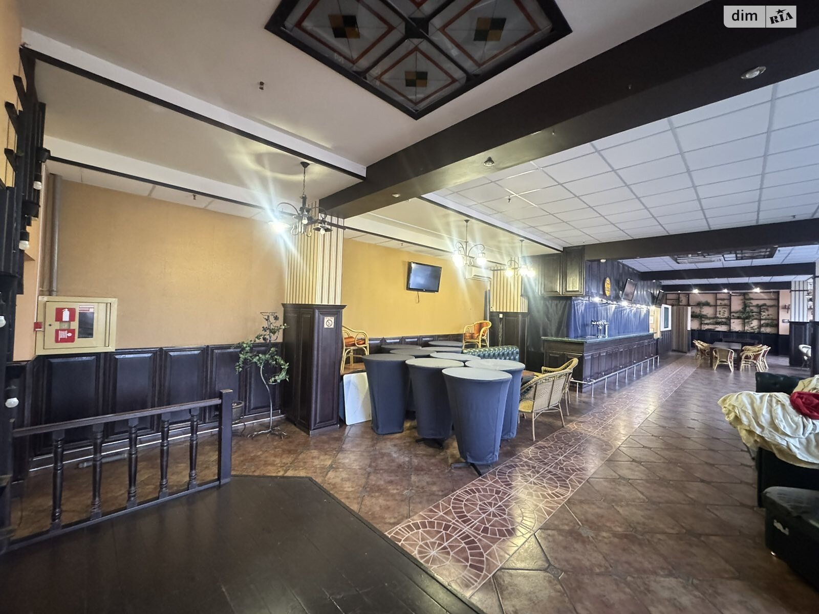 Оренда офісного приміщення в Хмельницькому, Свободи вулиця 1А, приміщень - 1, поверх - 2 фото 1 Оренда офісного приміщення в Хмельницькому, Свободи вулиця 1А, приміщень - 1, поверх - 2 фото 1