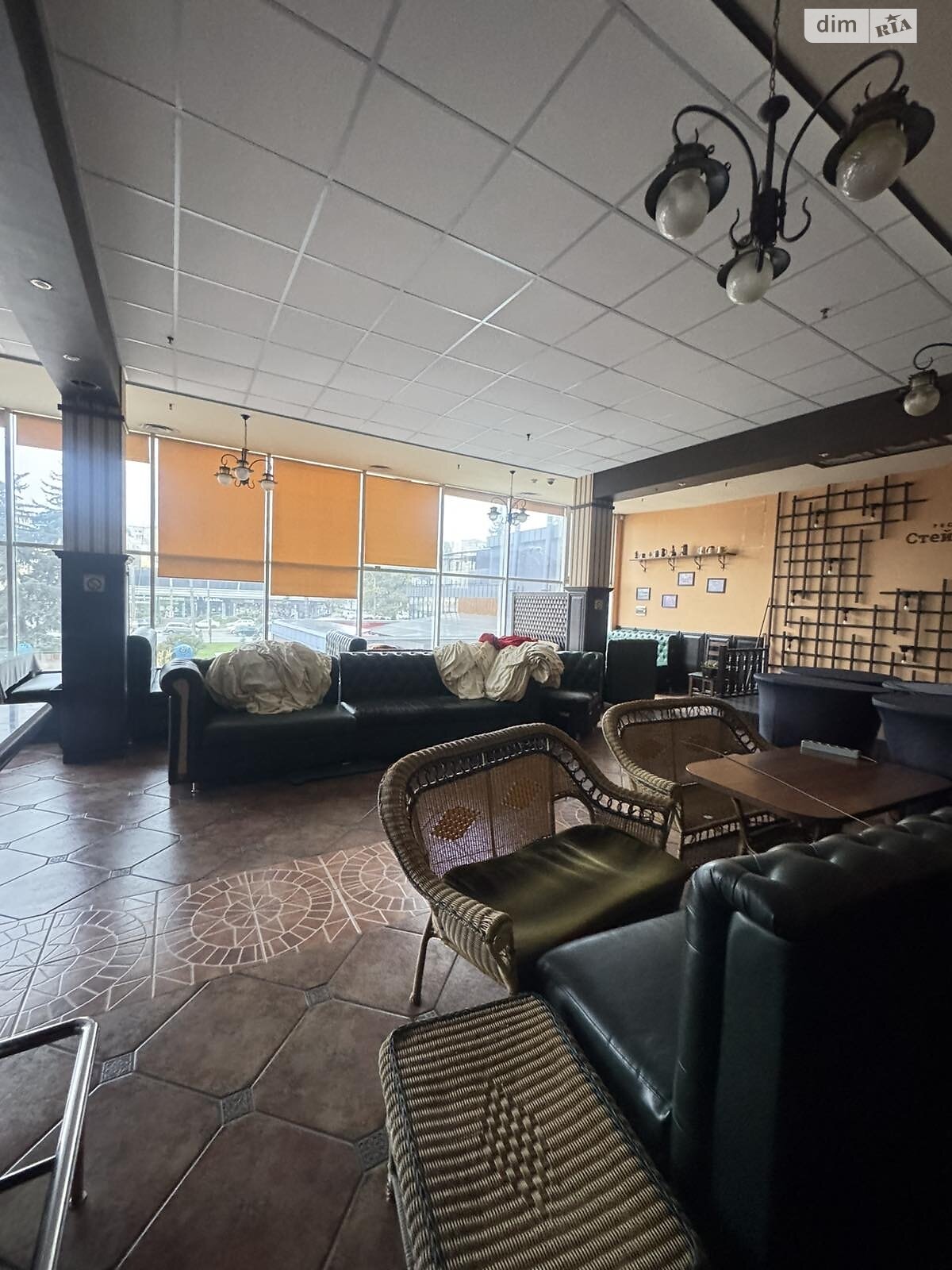 Оренда офісного приміщення в Хмельницькому, Свободи вулиця 1А, приміщень - 1, поверх - 2 фото 1 Оренда офісного приміщення в Хмельницькому, Свободи вулиця 1А, приміщень - 1, поверх - 2 фото 1