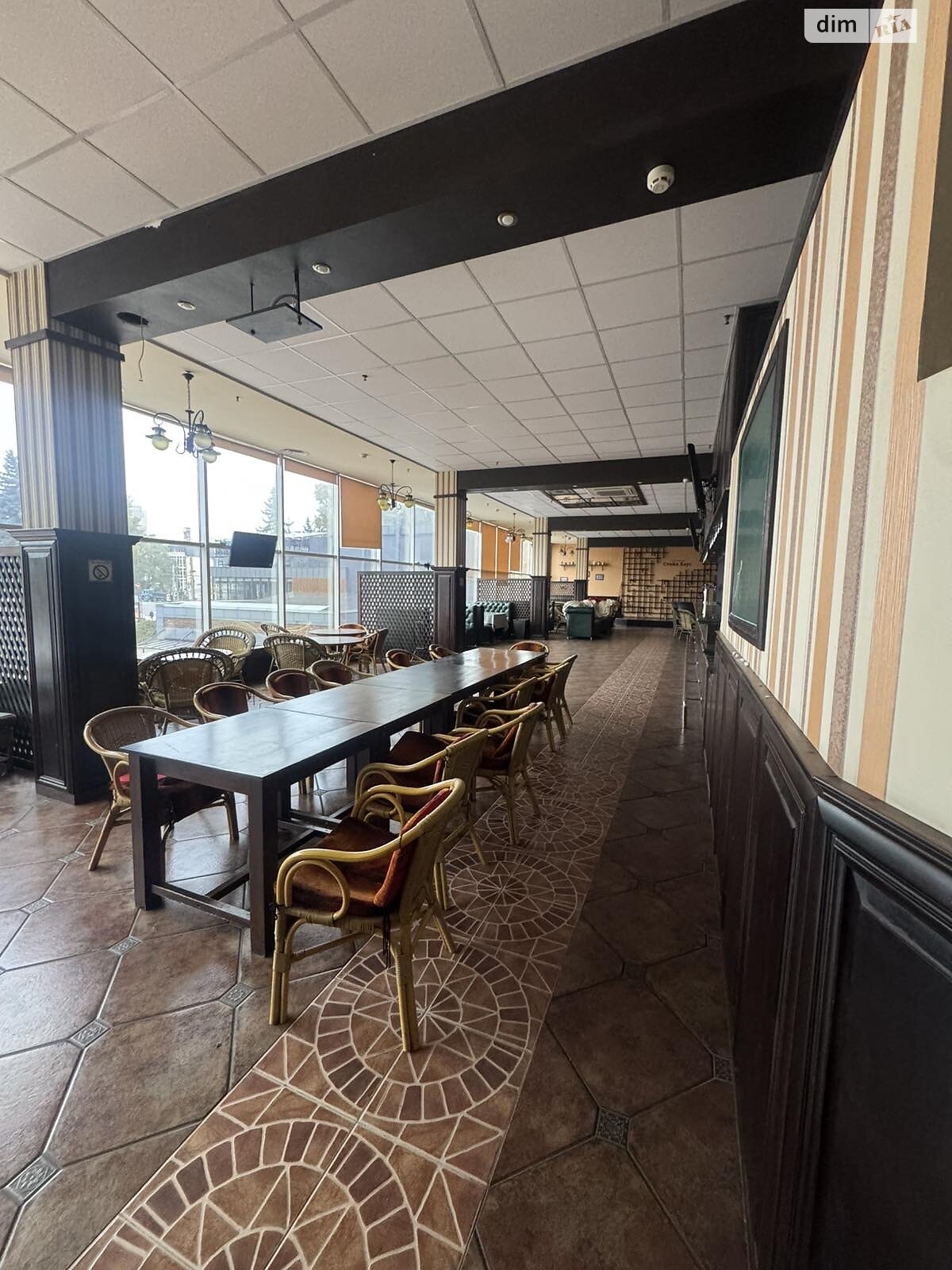 Оренда офісного приміщення в Хмельницькому, Свободи вулиця 1А, приміщень - 1, поверх - 2 фото 1 Оренда офісного приміщення в Хмельницькому, Свободи вулиця 1А, приміщень - 1, поверх - 2 фото 1