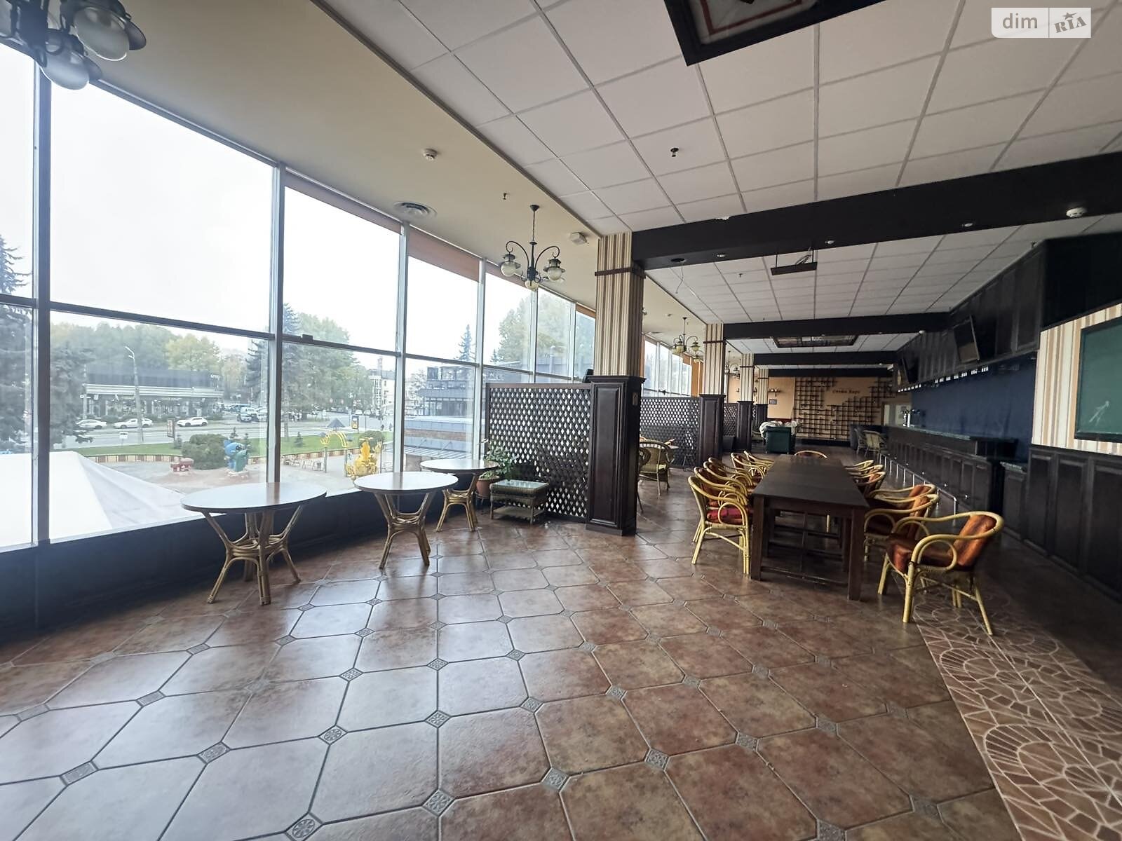 Оренда офісного приміщення в Хмельницькому, Свободи вулиця 1А, приміщень - 1, поверх - 2 фото 1 Оренда офісного приміщення в Хмельницькому, Свободи вулиця 1А, приміщень - 1, поверх - 2 фото 1