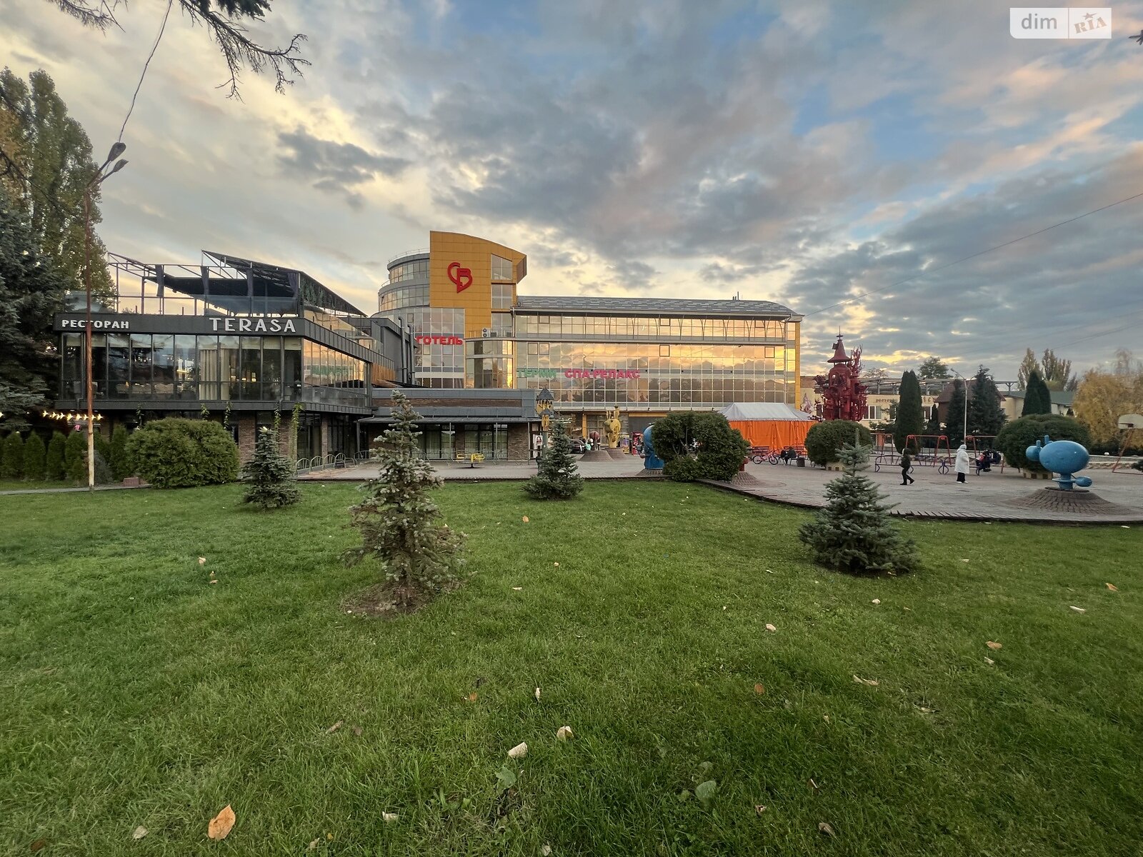 Оренда офісного приміщення в Хмельницькому, Свободи вулиця 1А, приміщень - 1, поверх - 2 фото 1 Оренда офісного приміщення в Хмельницькому, Свободи вулиця 1А, приміщень - 1, поверх - 2 фото 1