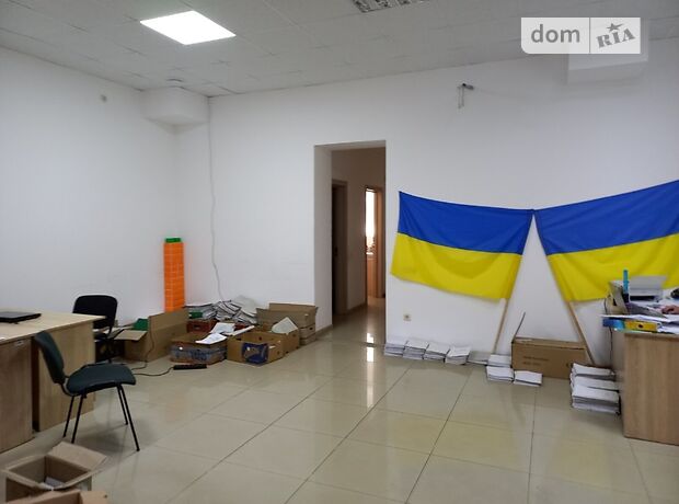 Аренда офисного помещения в Хмельницком, Заречанская улица, помещений - 2, этаж - 1 фото 1 Аренда офисного помещения в Хмельницком, Заречанская улица, помещений - 2, этаж - 1 фото 1