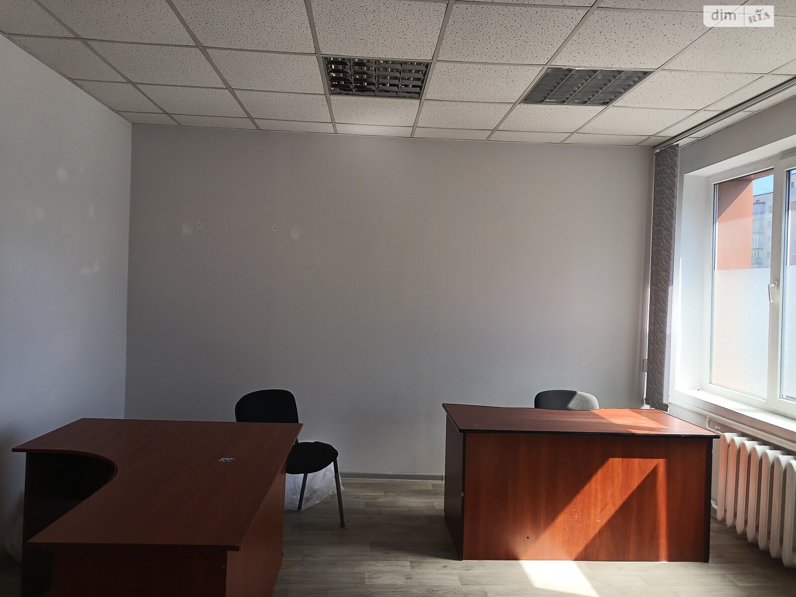 Оренда офісного приміщення в Хмельницькому, Зарічанська вулиця, приміщень - 1, поверх - 4 фото 1 Оренда офісного приміщення в Хмельницькому, Зарічанська вулиця, приміщень - 1, поверх - 4 фото 1