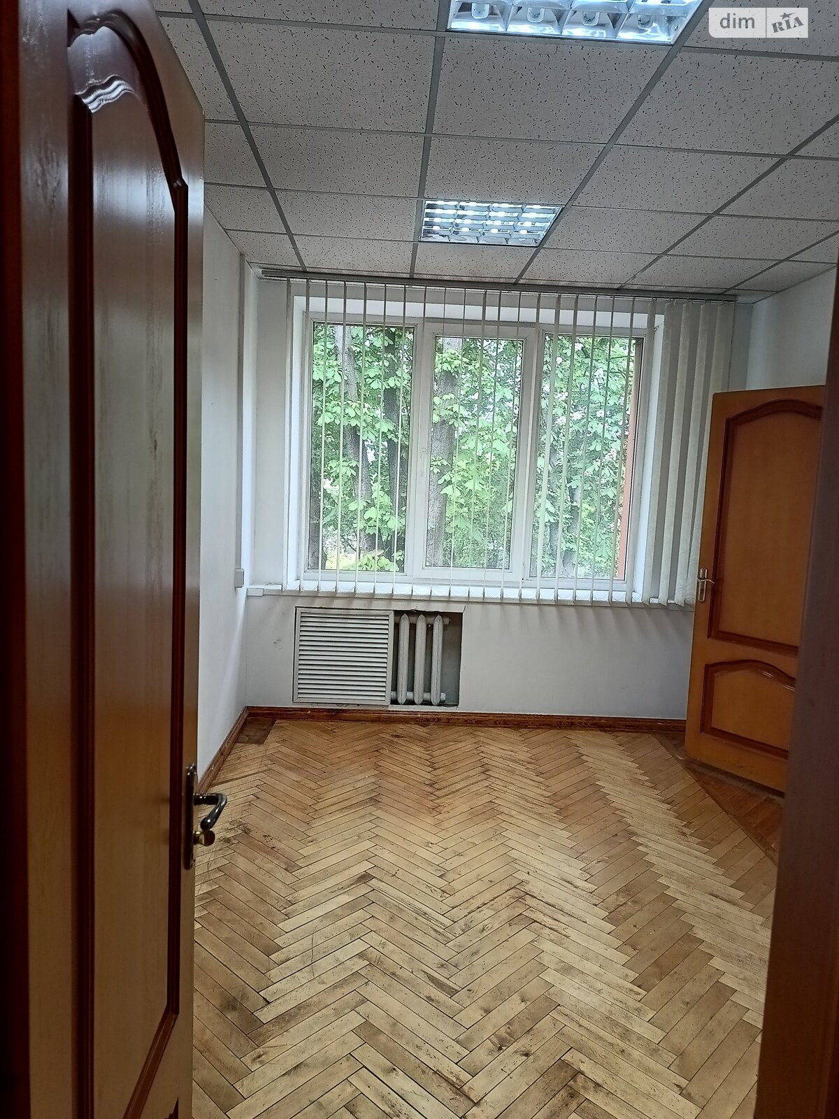 Оренда офісного приміщення в Хмельницькому, Зарічанська вулиця 34, приміщень - 2, поверх - 2 фото 1 Оренда офісного приміщення в Хмельницькому, Зарічанська вулиця 34, приміщень - 2, поверх - 2 фото 1