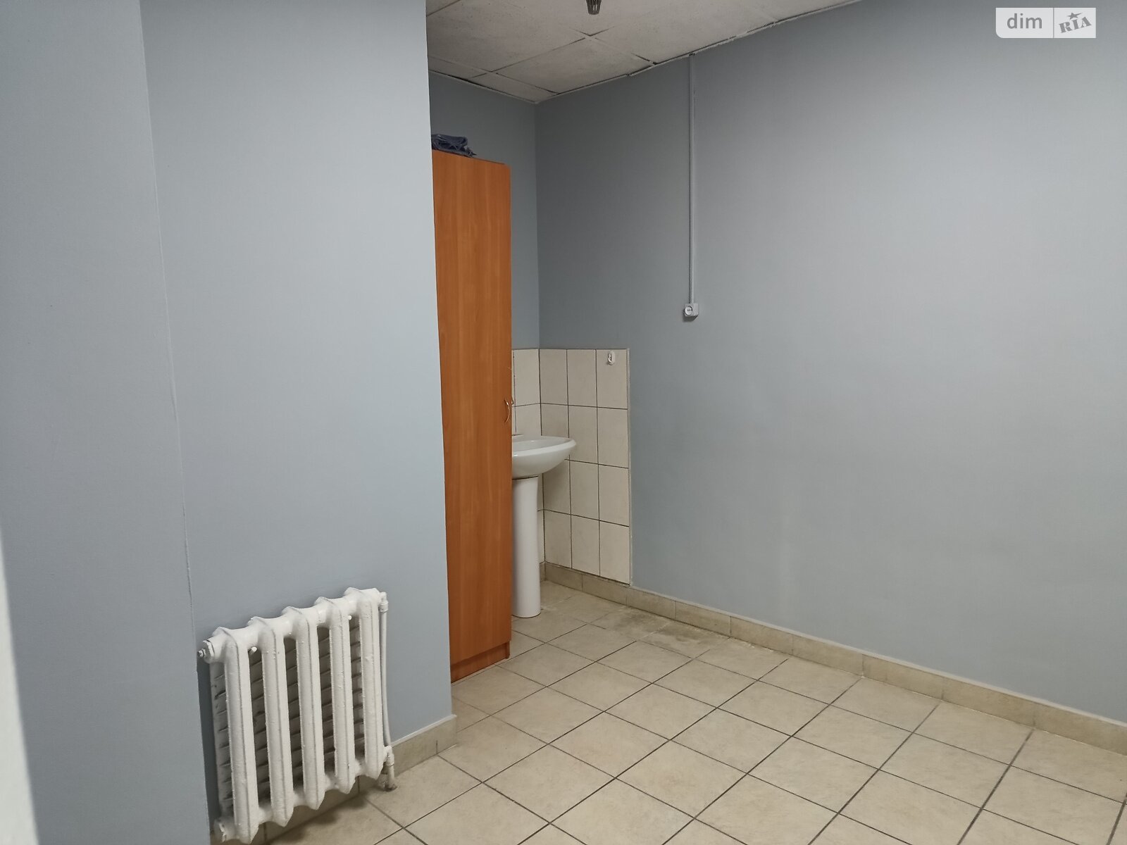 Аренда офисного помещения в Хмельницком, Заречанская улица 34, помещений - 3, этаж - 1 фото 1 Аренда офисного помещения в Хмельницком, Заречанская улица 34, помещений - 3, этаж - 1 фото 1