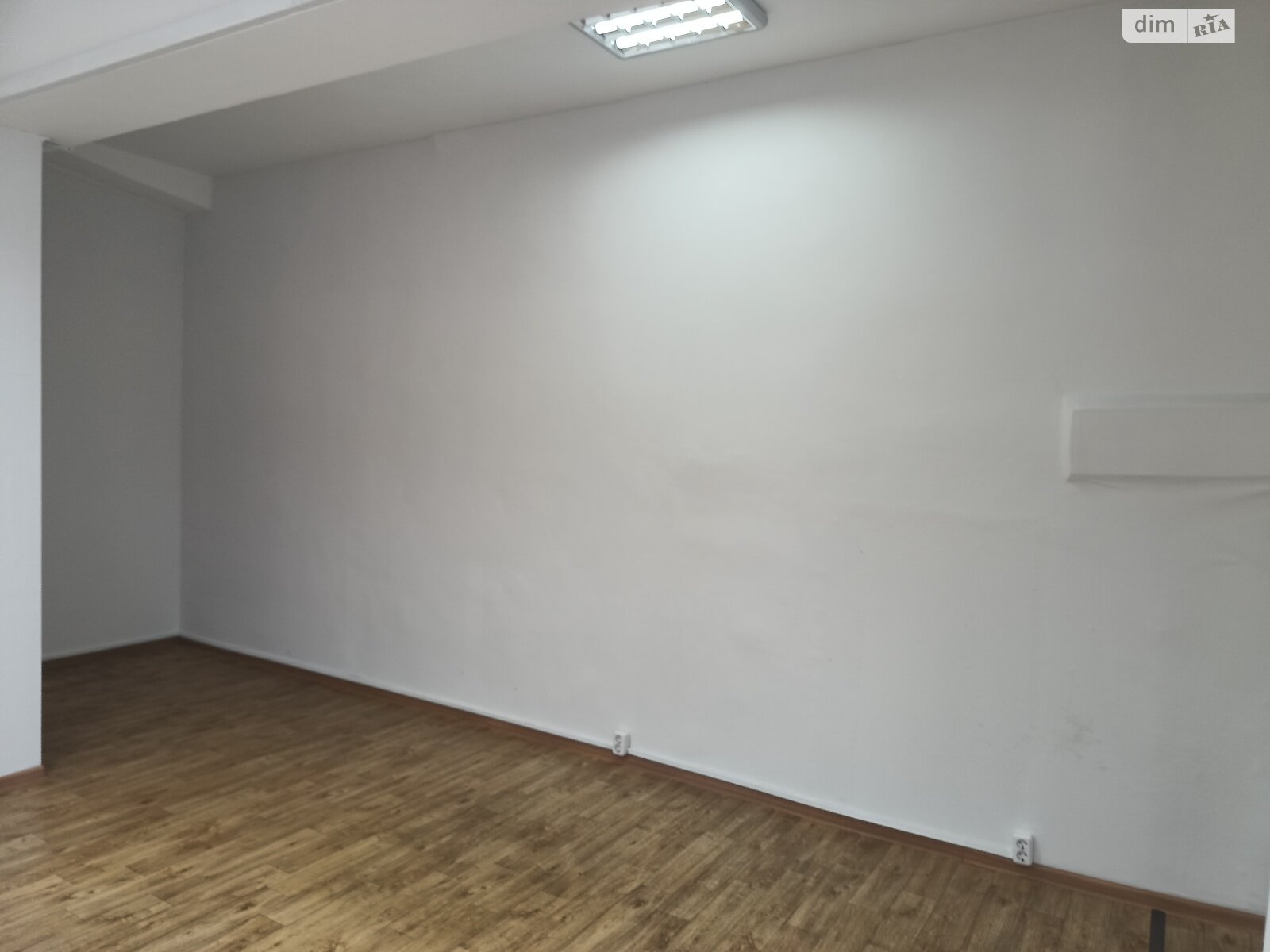 Аренда офисного помещения в Хмельницком, Заречанская улица 34, помещений - 1, этаж - 3 фото 1 Аренда офисного помещения в Хмельницком, Заречанская улица 34, помещений - 1, этаж - 3 фото 1