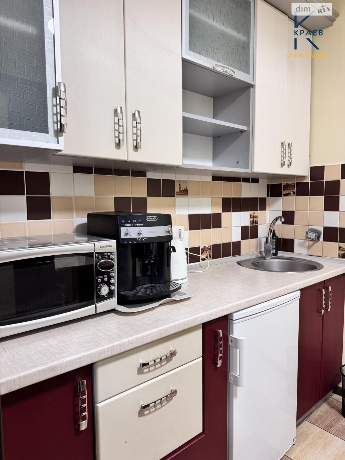 Аренда офисного помещения в Хмельницком, Заречанская улица, помещений - 3, этаж - 2 фото 1 Аренда офисного помещения в Хмельницком, Заречанская улица, помещений - 3, этаж - 2 фото 1