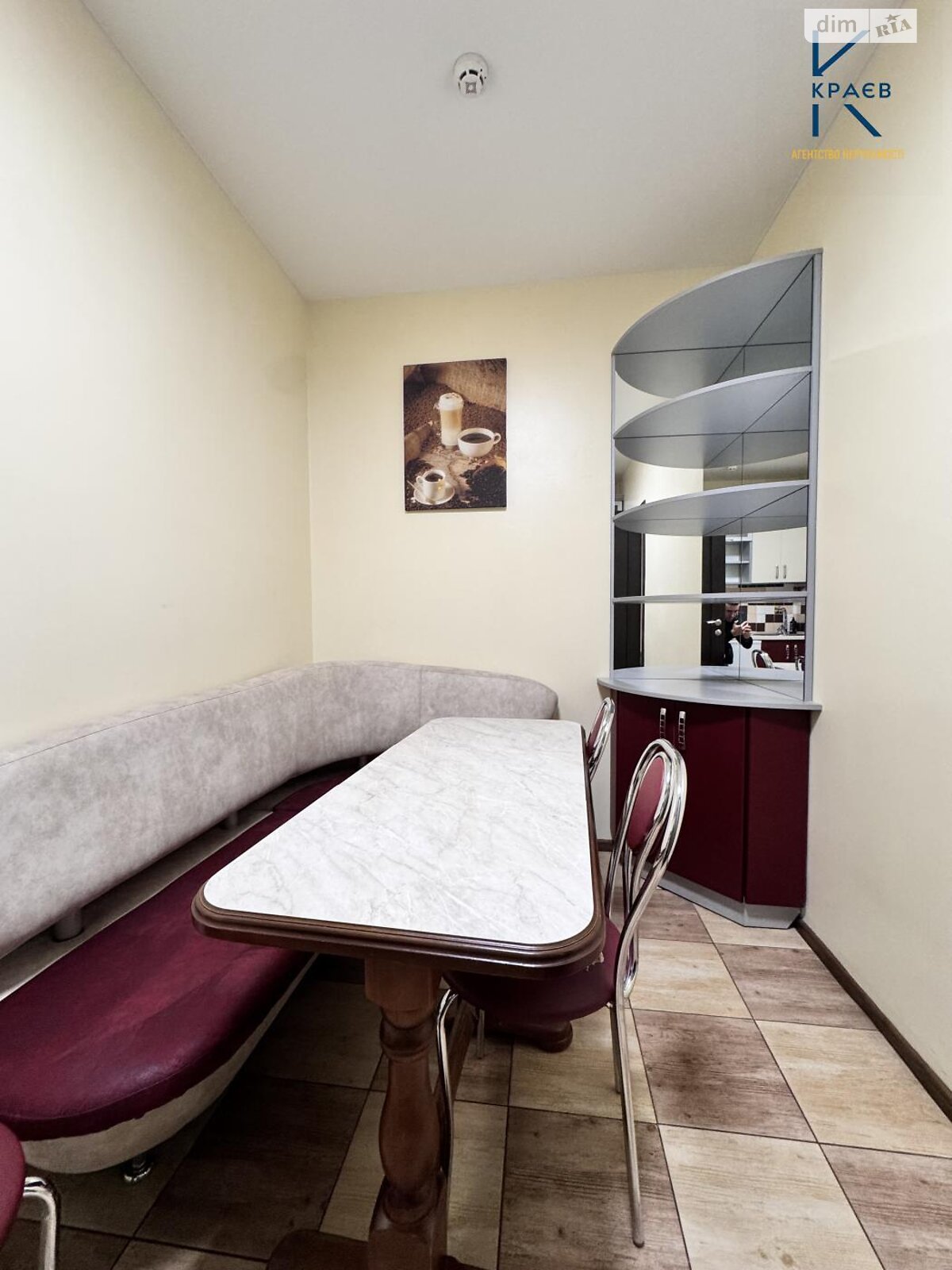 Аренда офисного помещения в Хмельницком, Заречанская улица, помещений - 3, этаж - 2 фото 1 Аренда офисного помещения в Хмельницком, Заречанская улица, помещений - 3, этаж - 2 фото 1