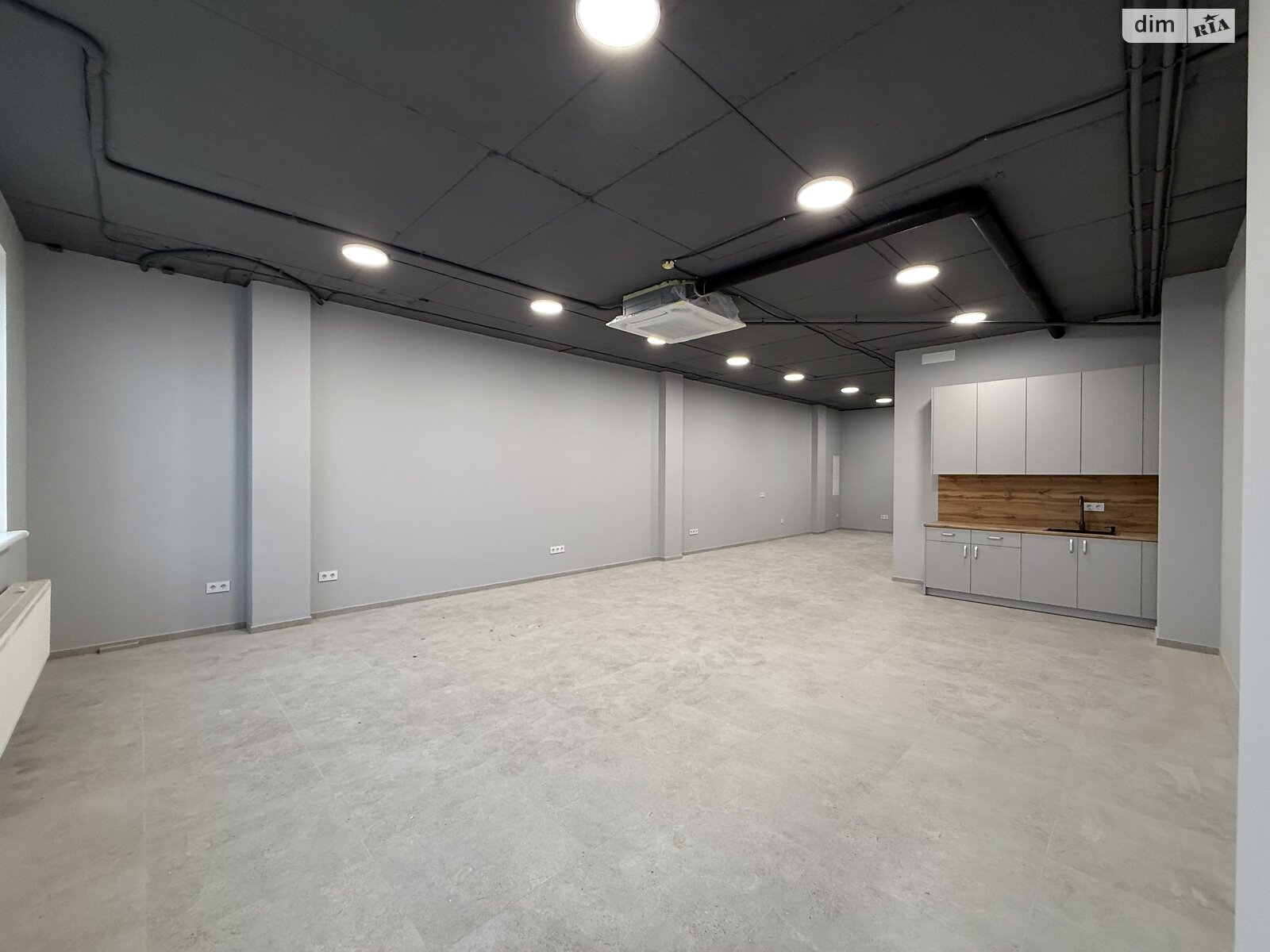 Аренда офисного помещения в Хмельницком, Заречанская улица 3/4, помещений - 2, этаж - 4 фото 1 Аренда офисного помещения в Хмельницком, Заречанская улица 3/4, помещений - 2, этаж - 4 фото 1