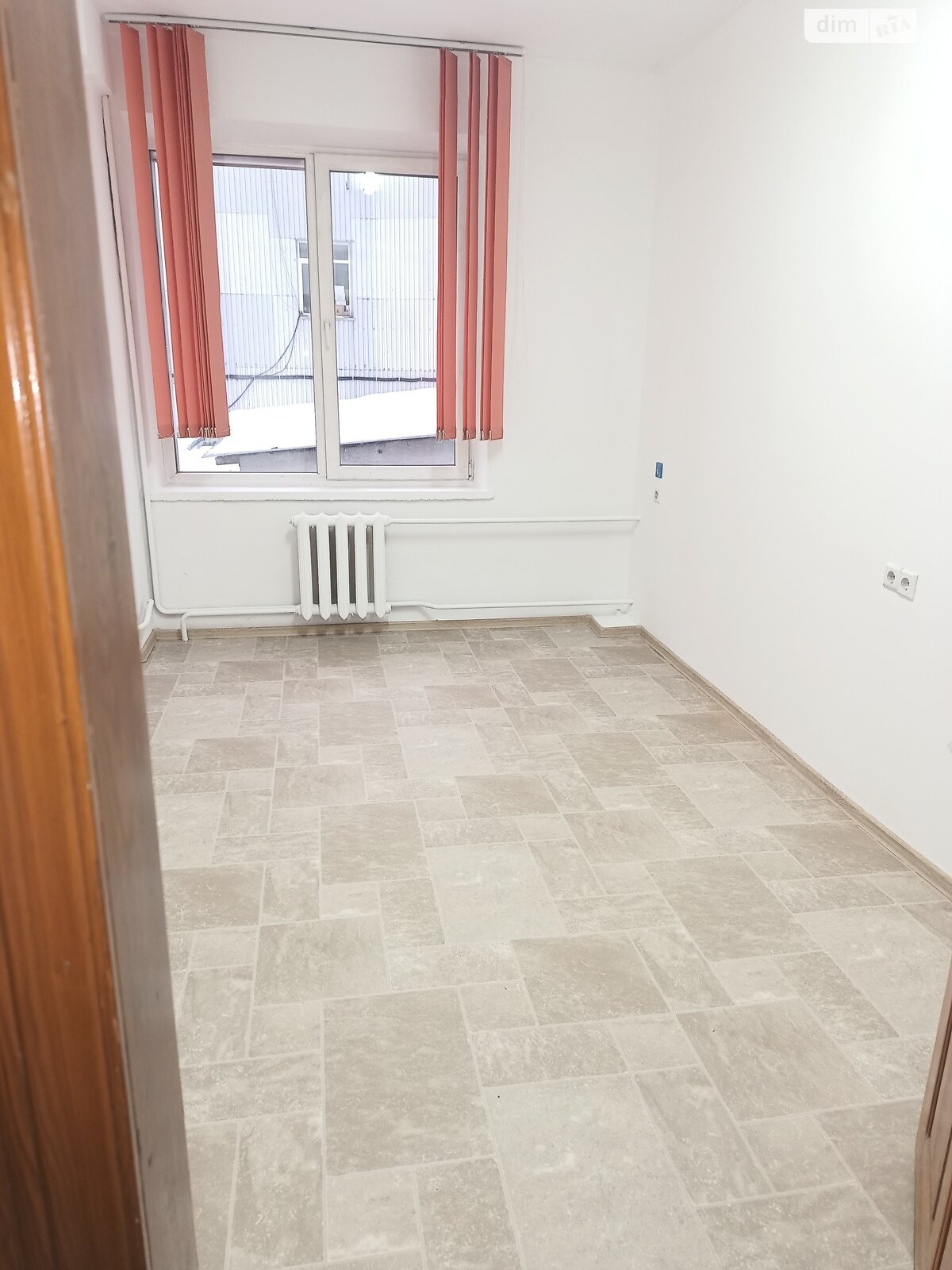 Аренда офисного помещения в Хмельницком, Заречанская улица, помещений - 1, этаж - 2 фото 1