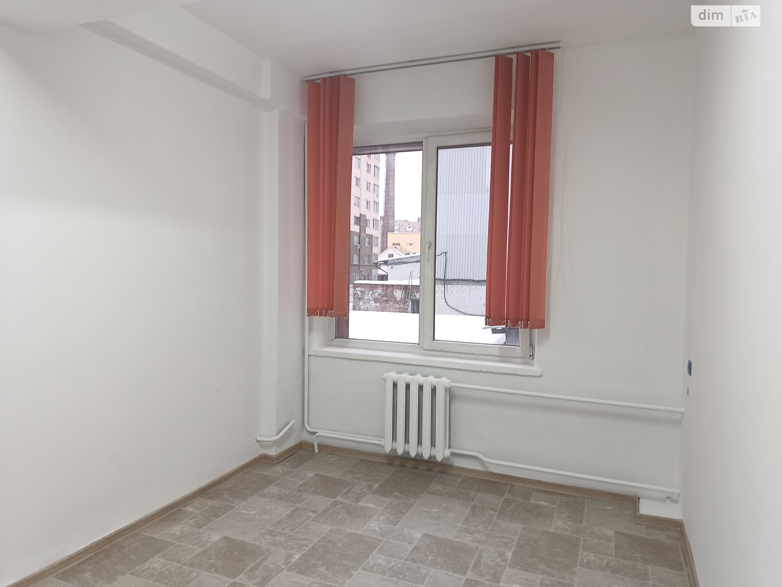 Аренда офисного помещения в Хмельницком, Заречанская улица, помещений - 1, этаж - 2 фото 1