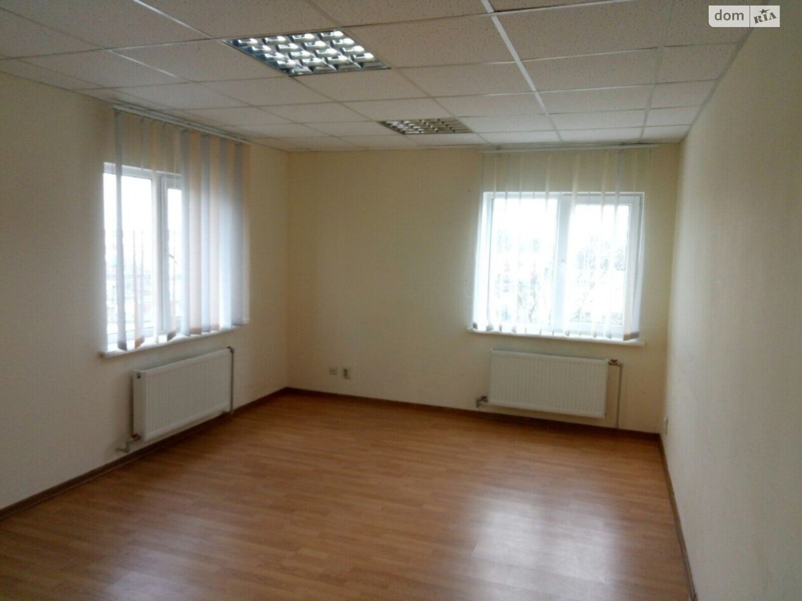Оренда офісного приміщення в Хмельницькому, Проспект Миру 42/1, приміщень - 1, поверх - 2 фото 1