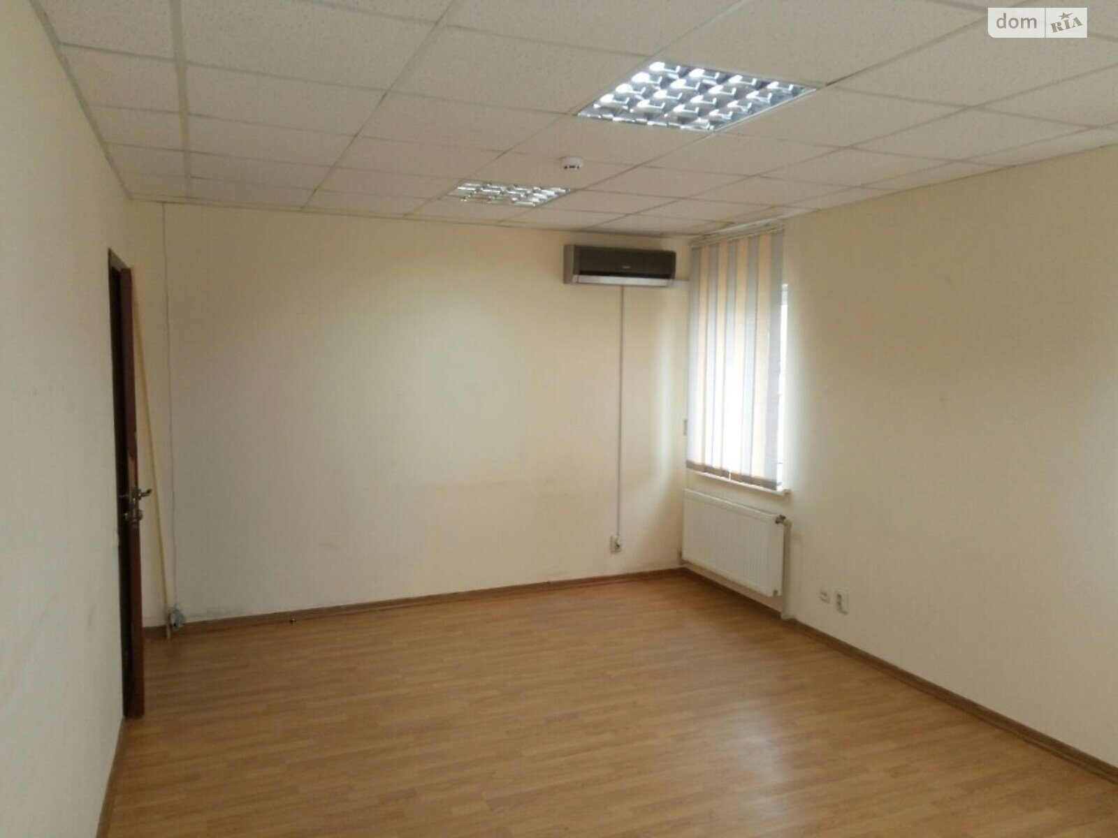 Аренда офисного помещения в Хмельницком, Проспект Миру 42/1, помещений - 1, этаж - 2 фото 1