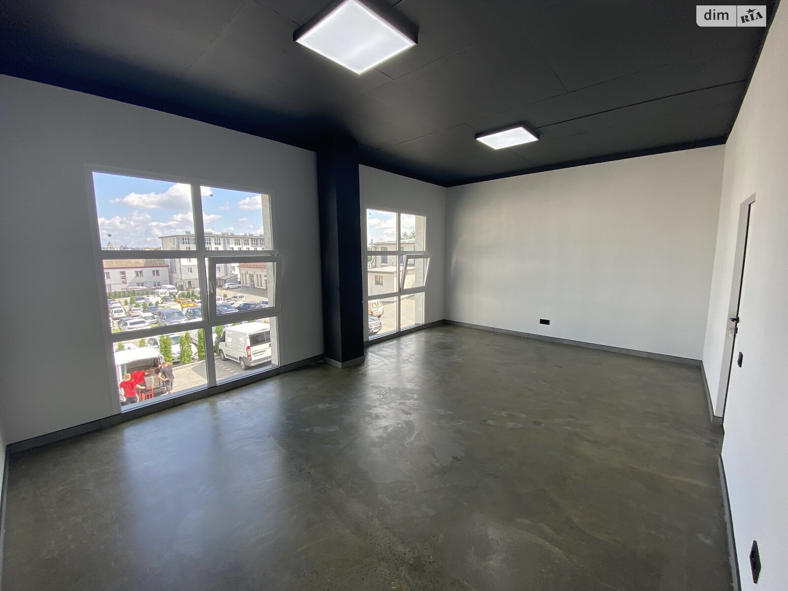 Аренда офисного помещения в Хмельницком, Князя Святослава Храброго (Толстого Льва) улица 5, помещений - 1, этаж - 2 фото 1