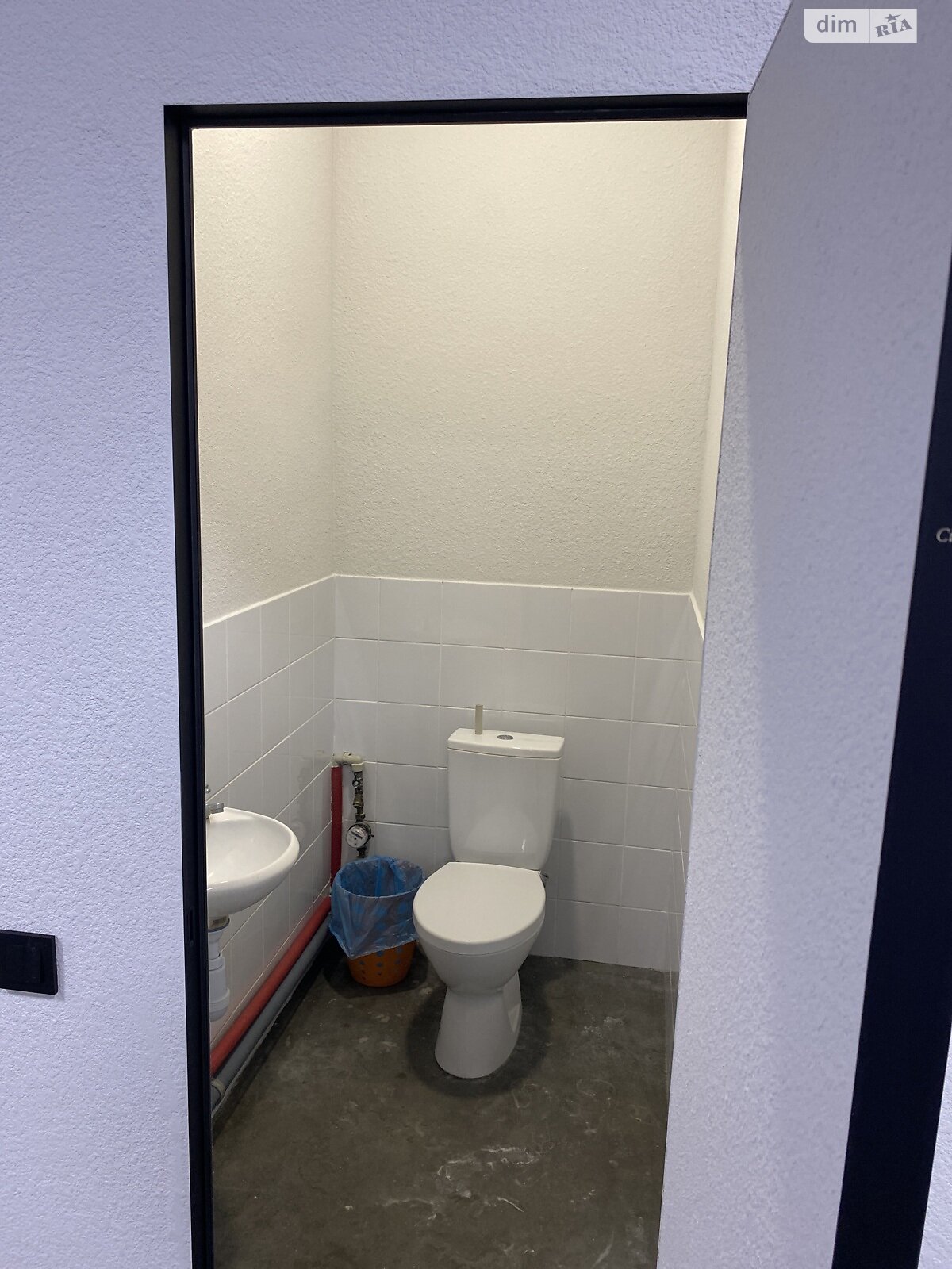 Аренда офисного помещения в Хмельницком, Князя Святослава Храброго (Толстого Льва) улица 5, помещений - 1, этаж - 2 фото 1