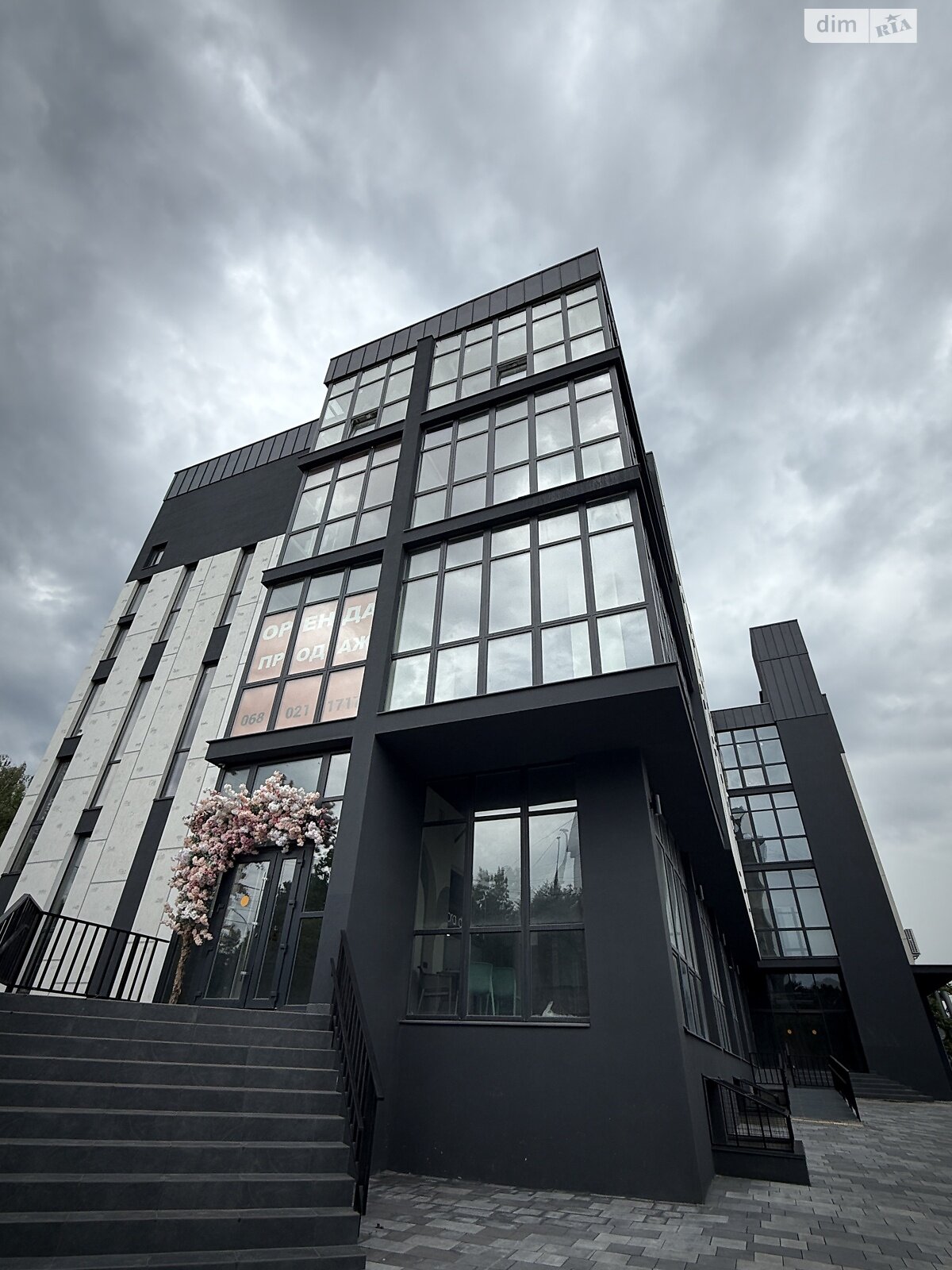Аренда офисного помещения в Хмельницком, Тернопольская улица, помещений - 1, этаж - 3 фото 1