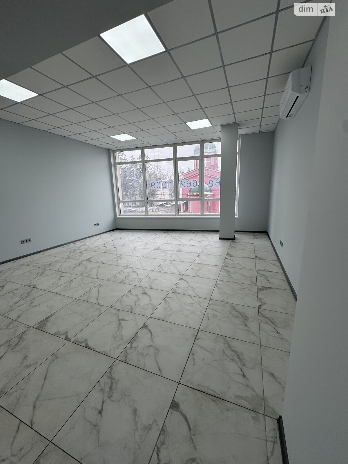 Аренда офисного помещения в Хмельницком, Пилотская улица 2/1, помещений - 1, этаж - 2 фото 1