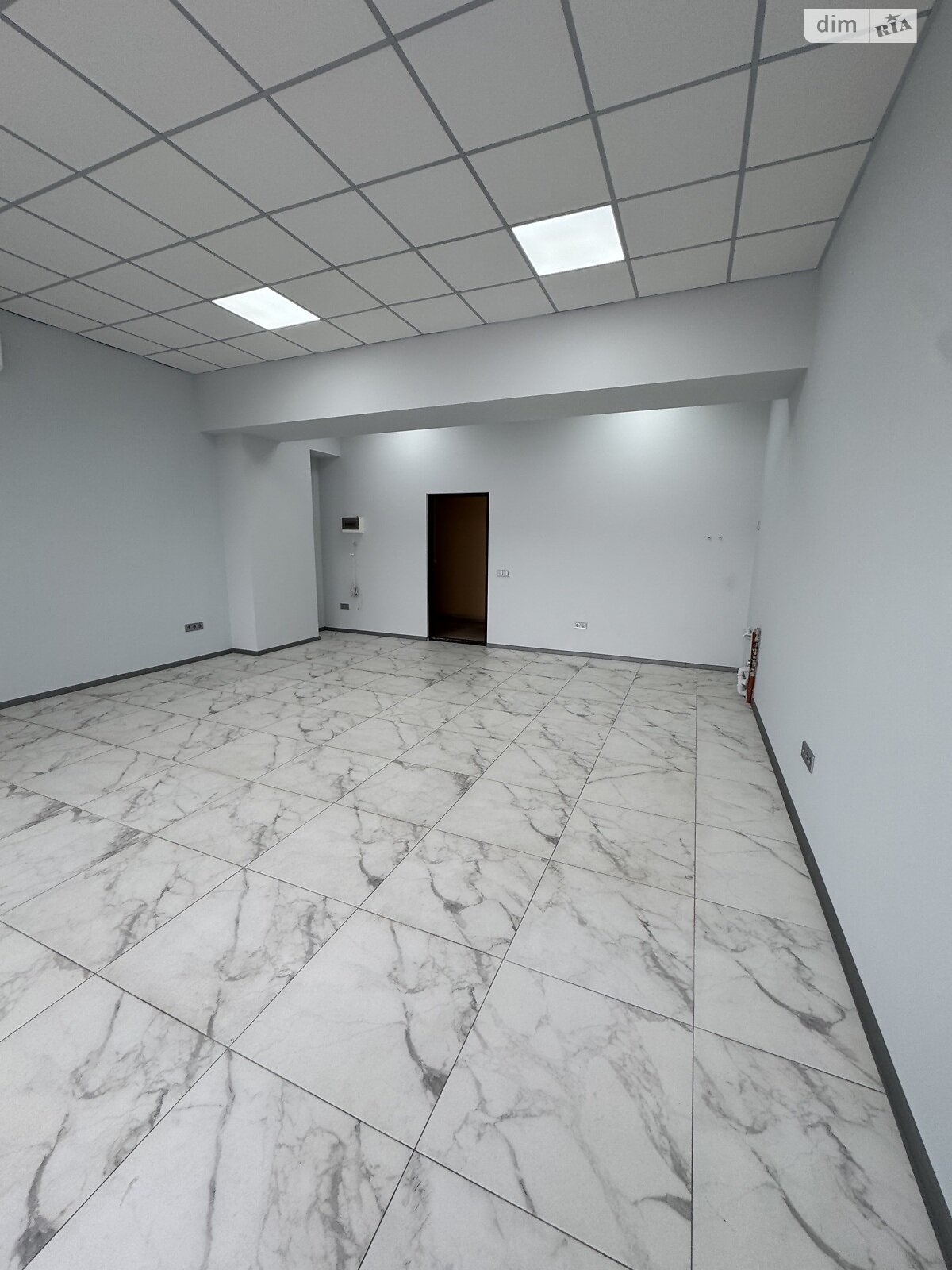 Аренда офисного помещения в Хмельницком, Пилотская улица 2/1, помещений - 1, этаж - 2 фото 1