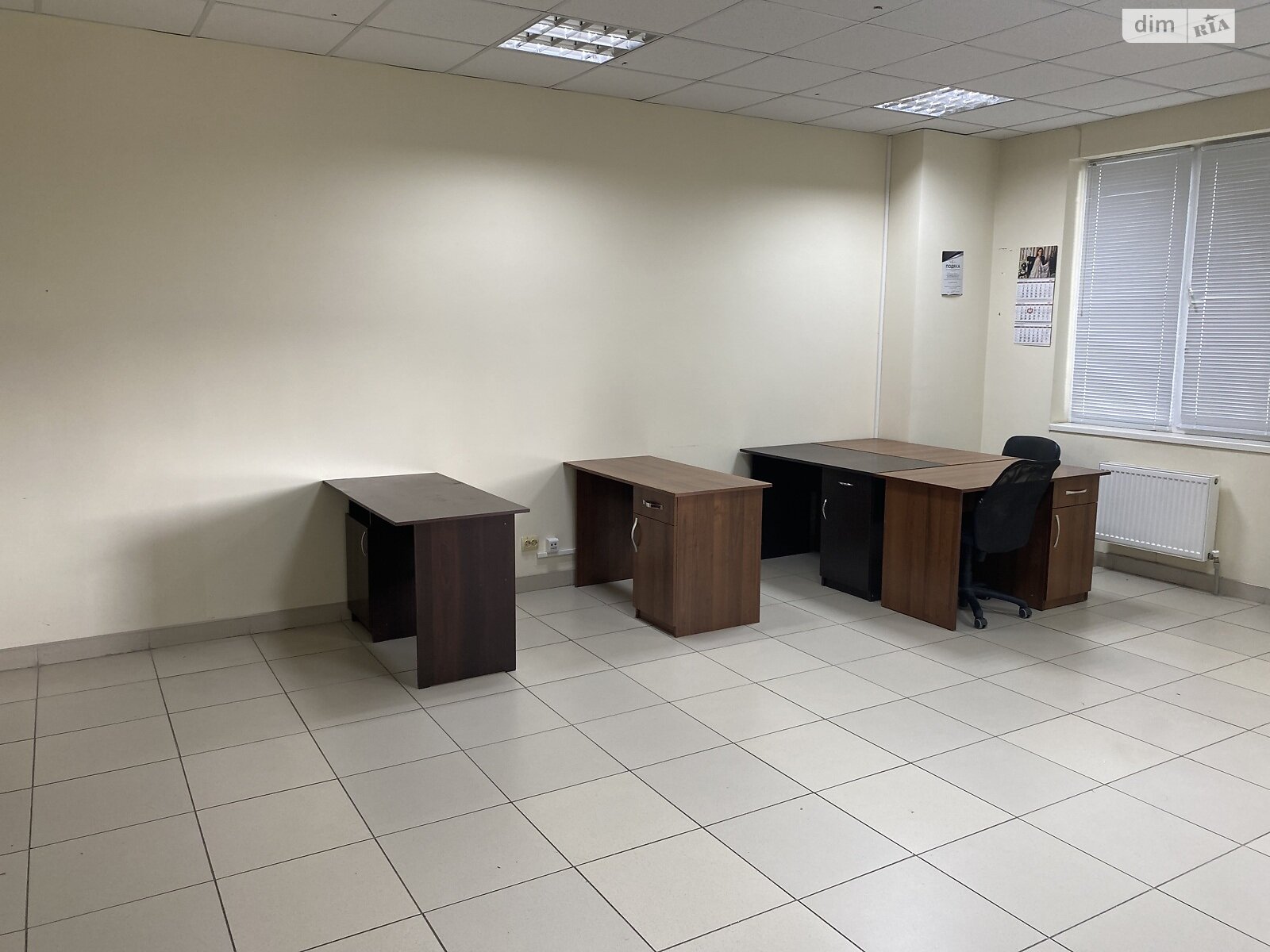 Оренда офісного приміщення в Хмельницькому, Зарічанська вулиця, приміщень - 1, поверх - 3 фото 1 Оренда офісного приміщення в Хмельницькому, Зарічанська вулиця, приміщень - 1, поверх - 3 фото 1