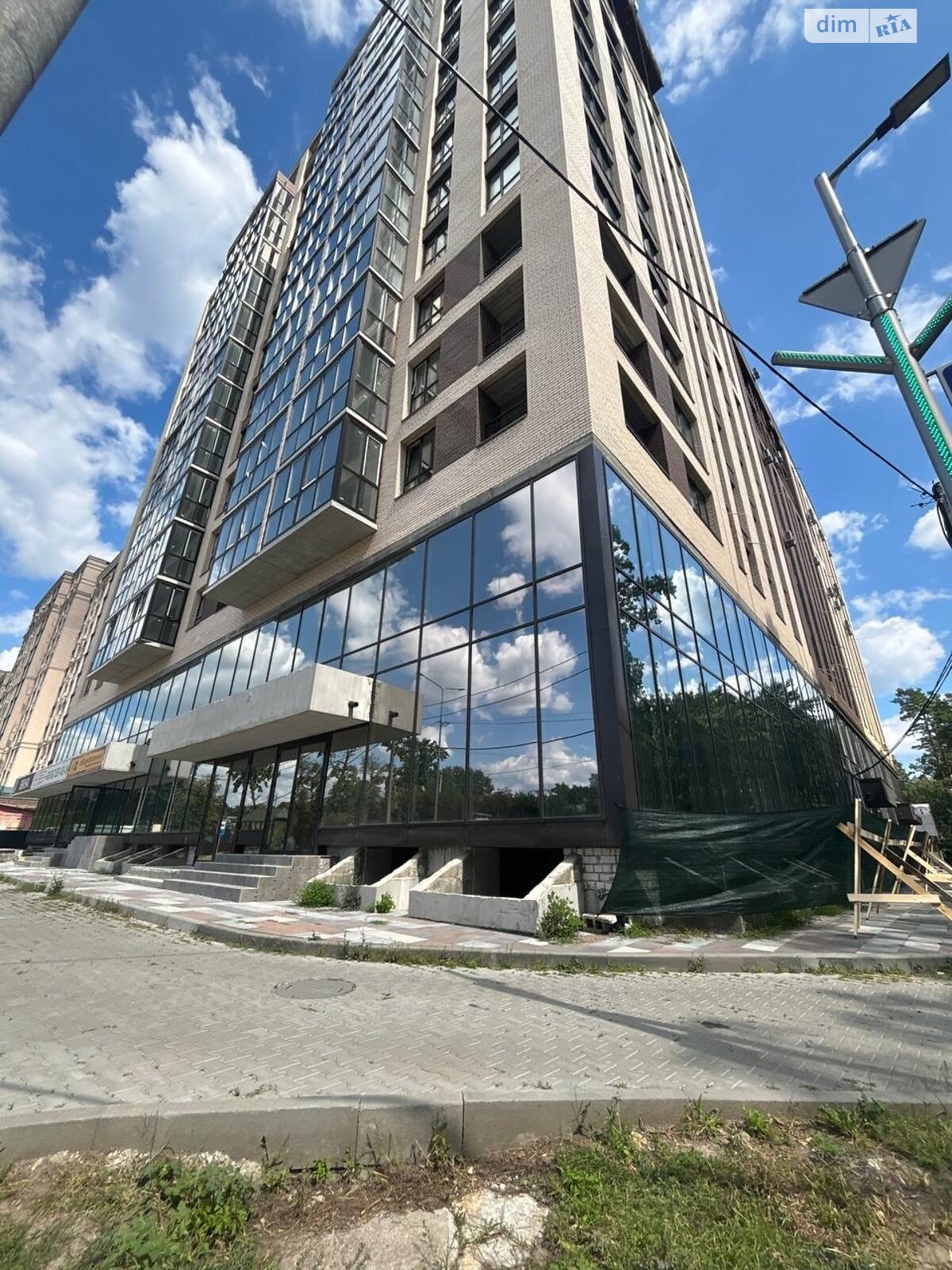 Аренда офисного помещения в Ирпене, Матвея Донцова (Тургеневская) улица 24, помещений - 1, этаж - 1 фото 1